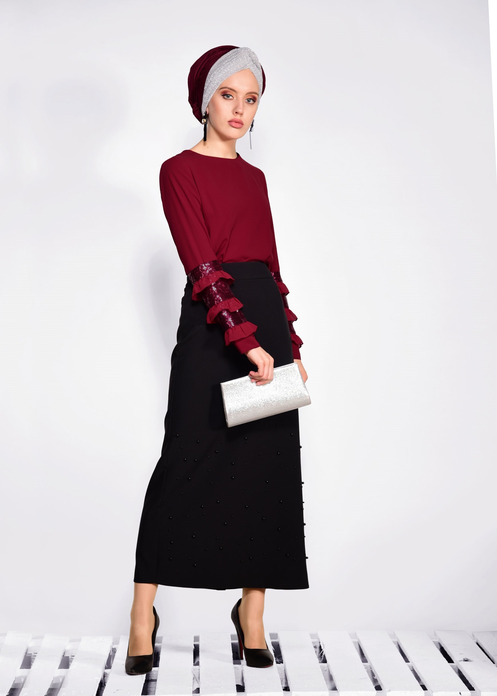 Tesettür giyim BORDO KOL KISMI PUL PAYET İŞLEMELİ BLUZ 4205