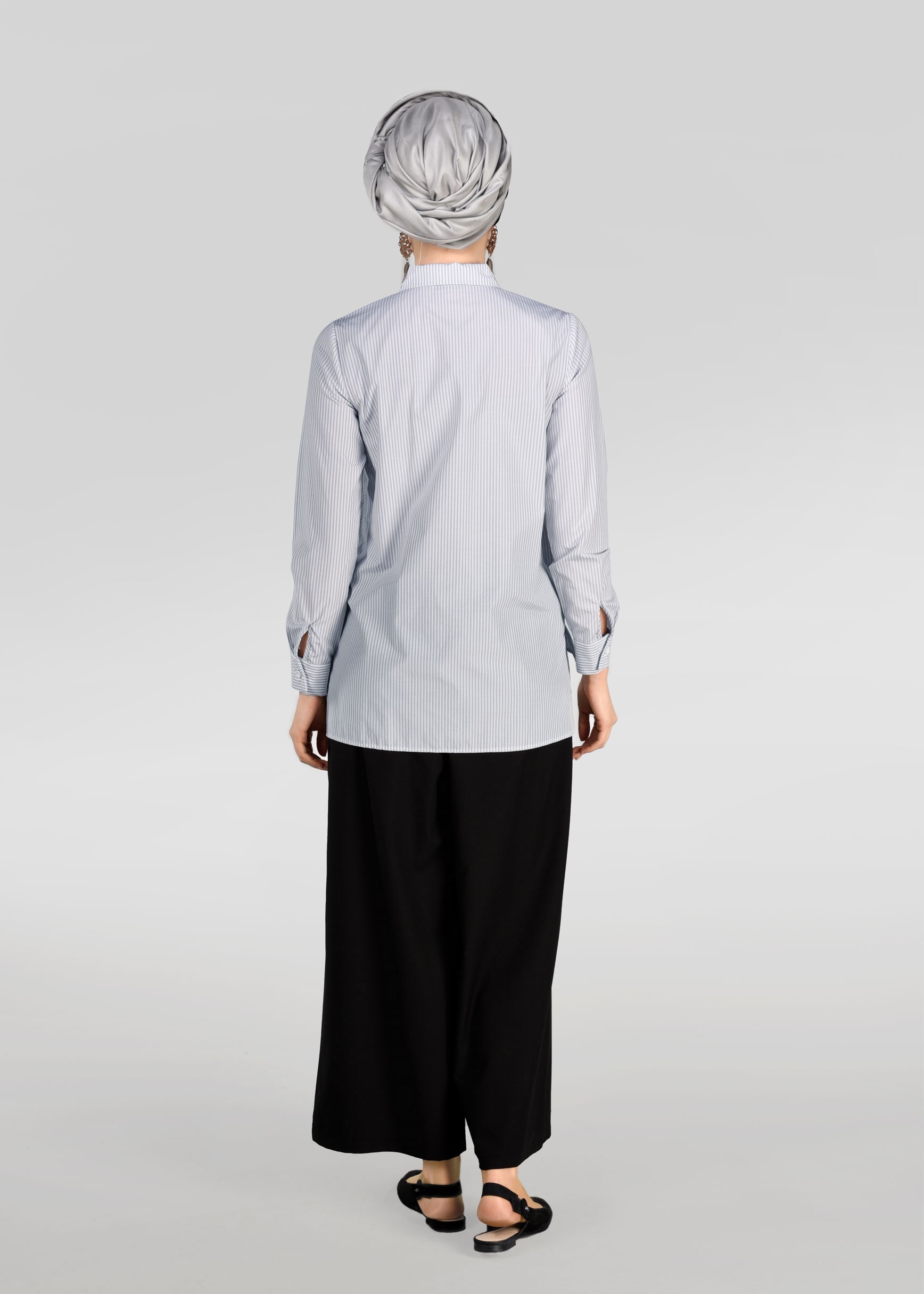 Tesettür giyim GRİ ÇİZGİLİ BLUZ 4900