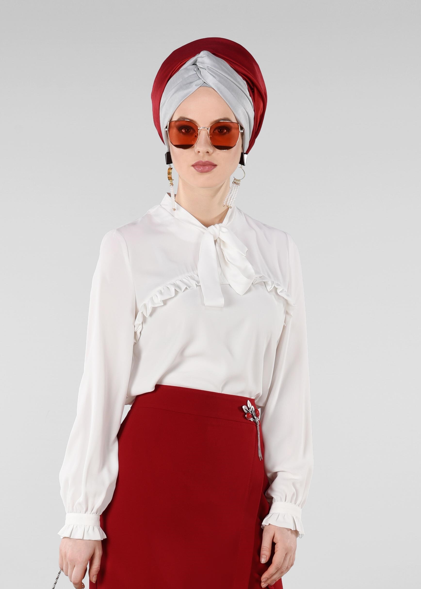 Tesettür giyim BEYAZ YAKASI FULAR DETAYLI FIRFIRLI BLUZ 4980