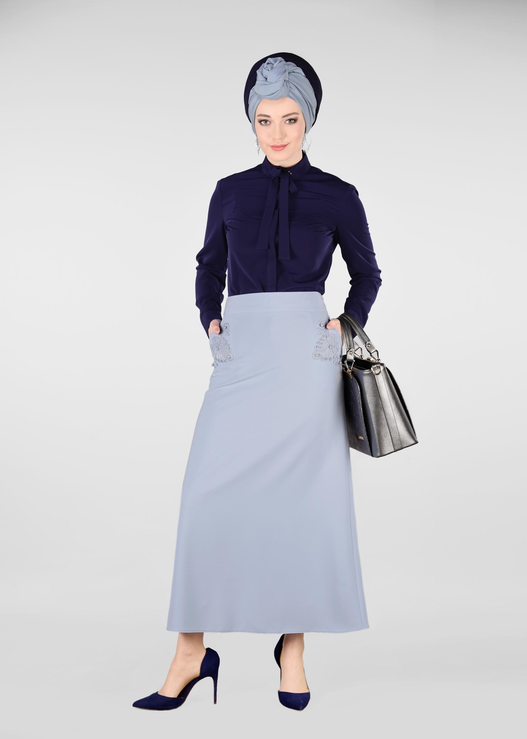 Tesettür giyim LACİVERT FULARLI BLUZ 4983