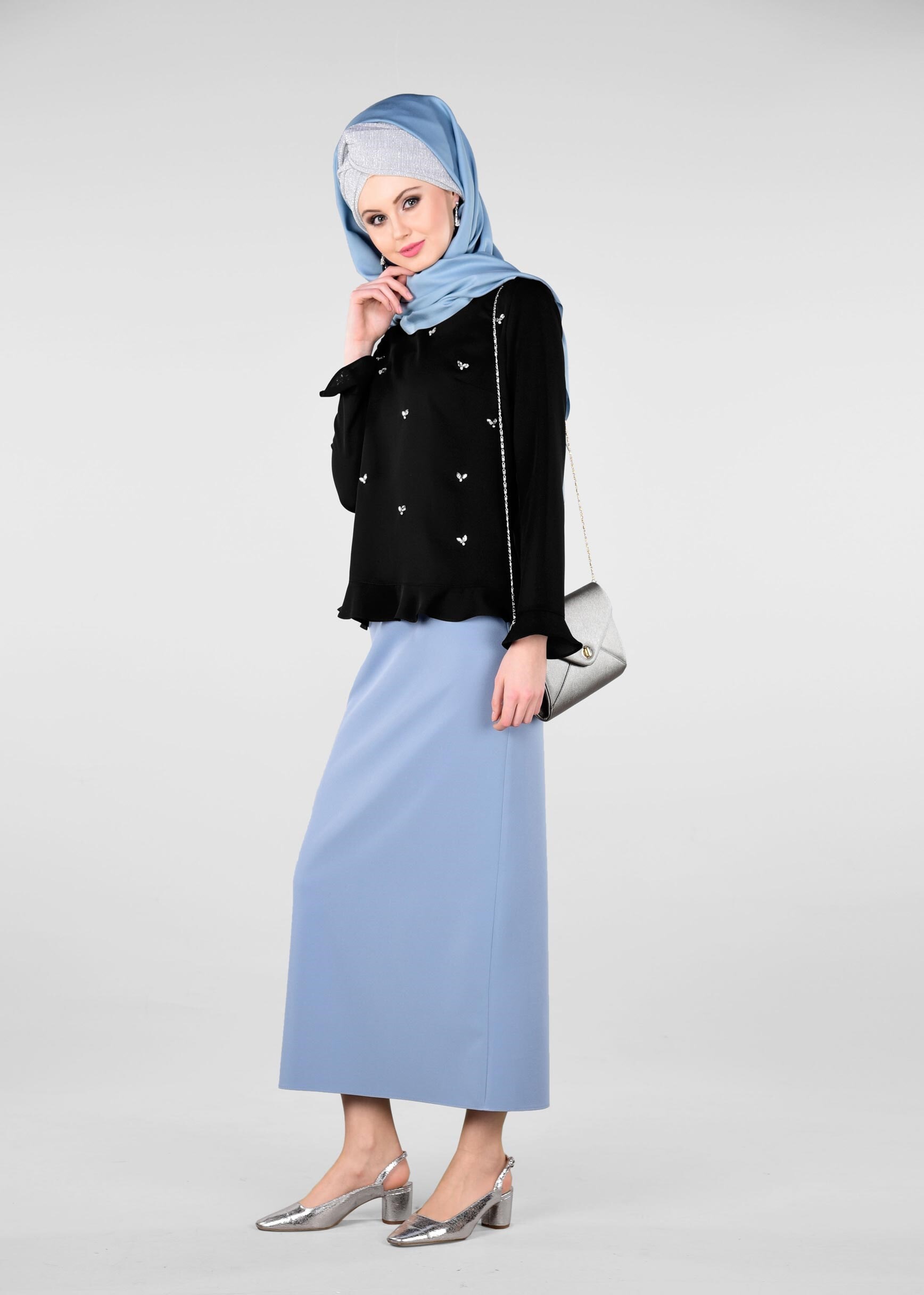 Tesettür giyim SİYAH BONCUK İŞLEMELİ BLUZ 4984