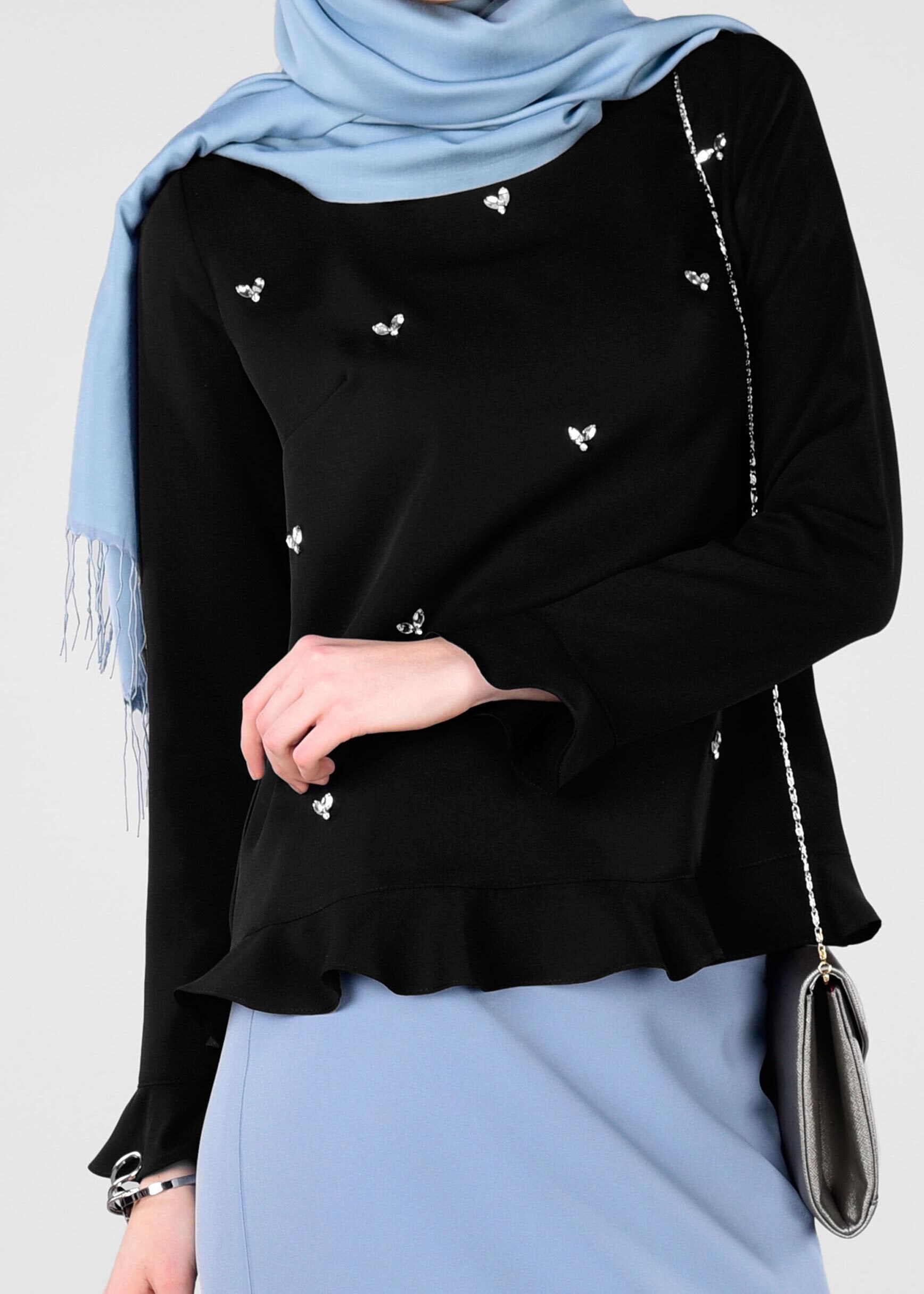 Tesettür giyim SİYAH BONCUK İŞLEMELİ BLUZ 4984