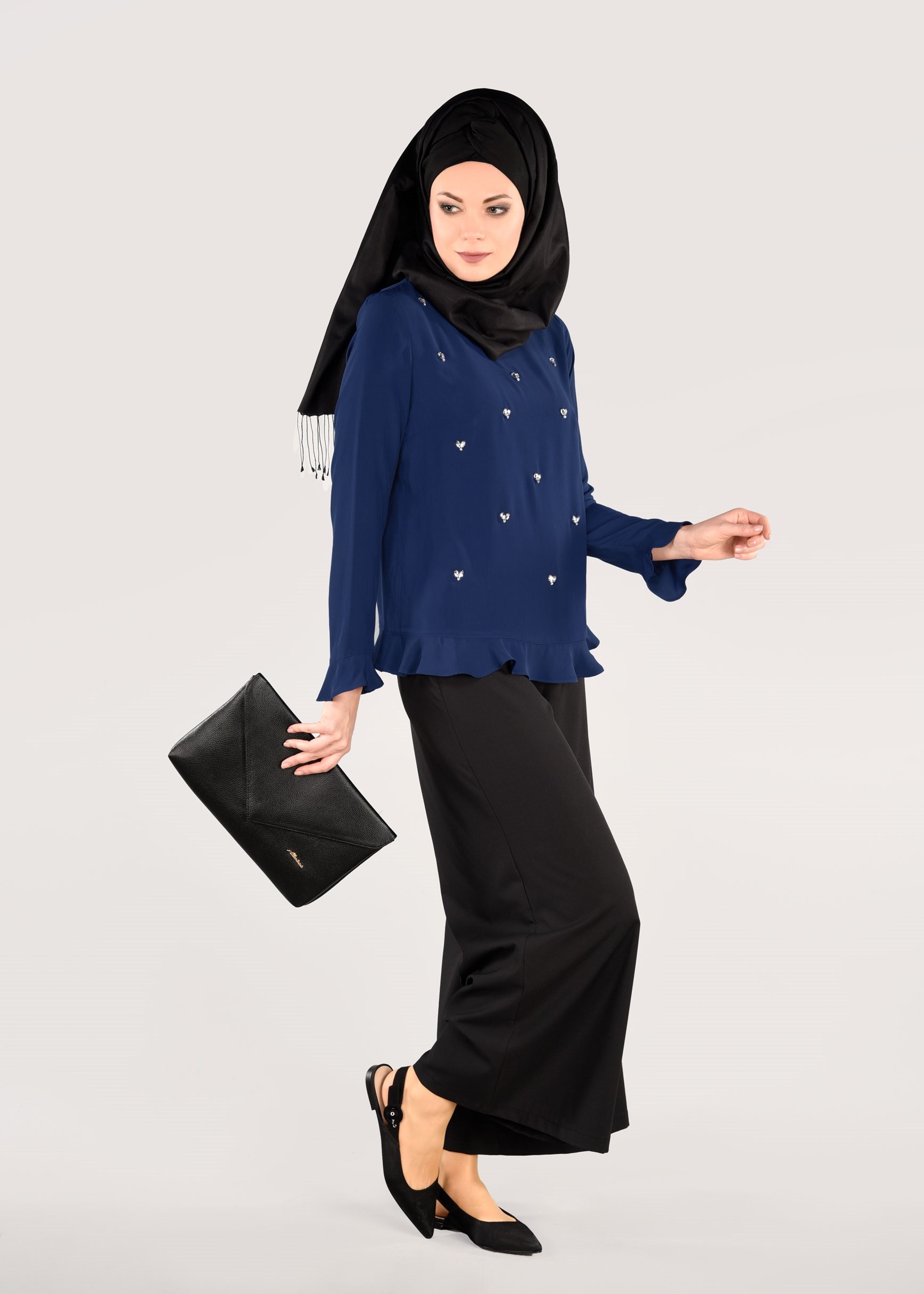 Tesettür giyim LACİVERT BONCUK İŞLEMELİ BLUZ 4984