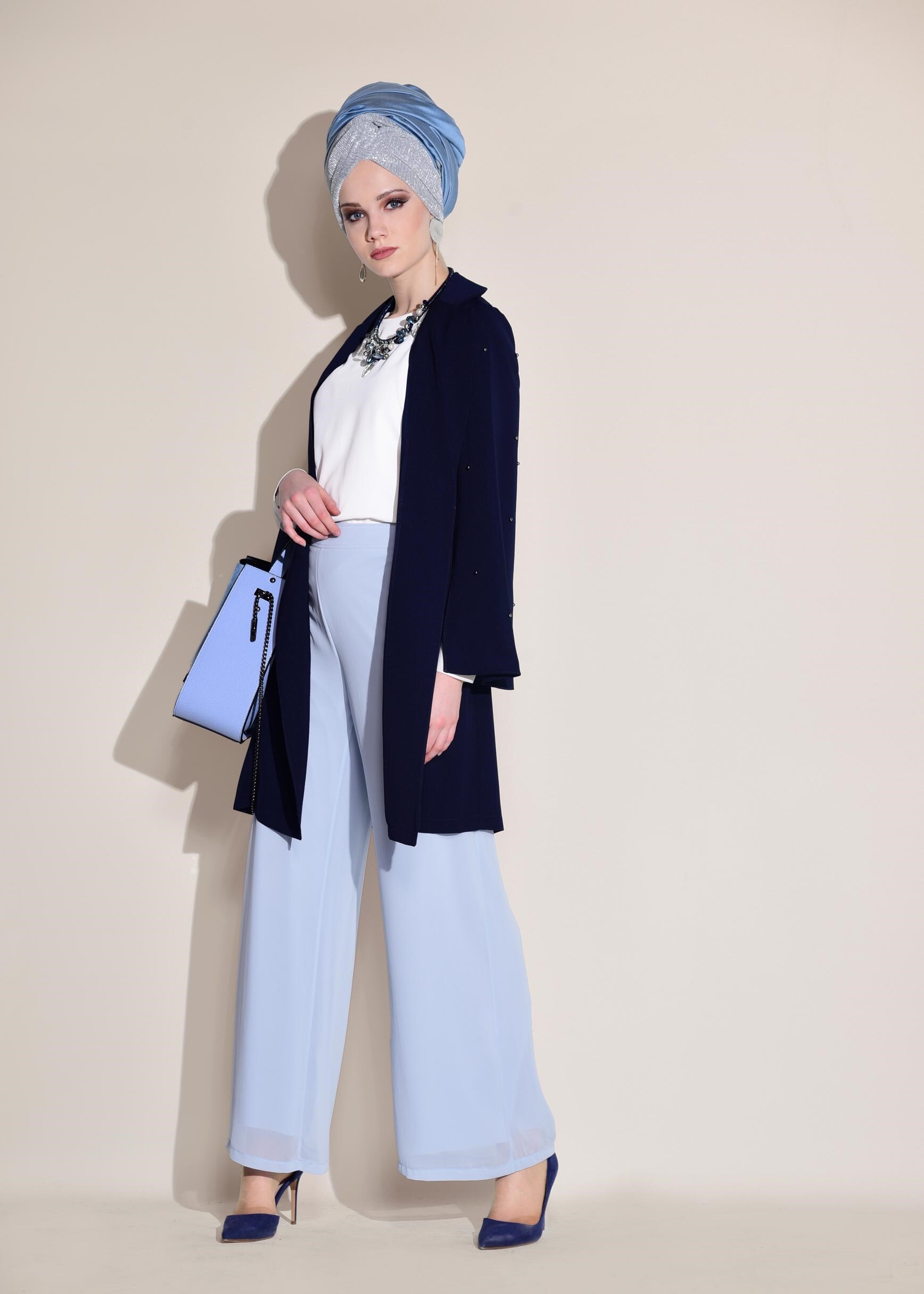 Tesettür giyim LACİVERT KRUVAZE YAKA İNCİ DETAYLI CEKET 4025