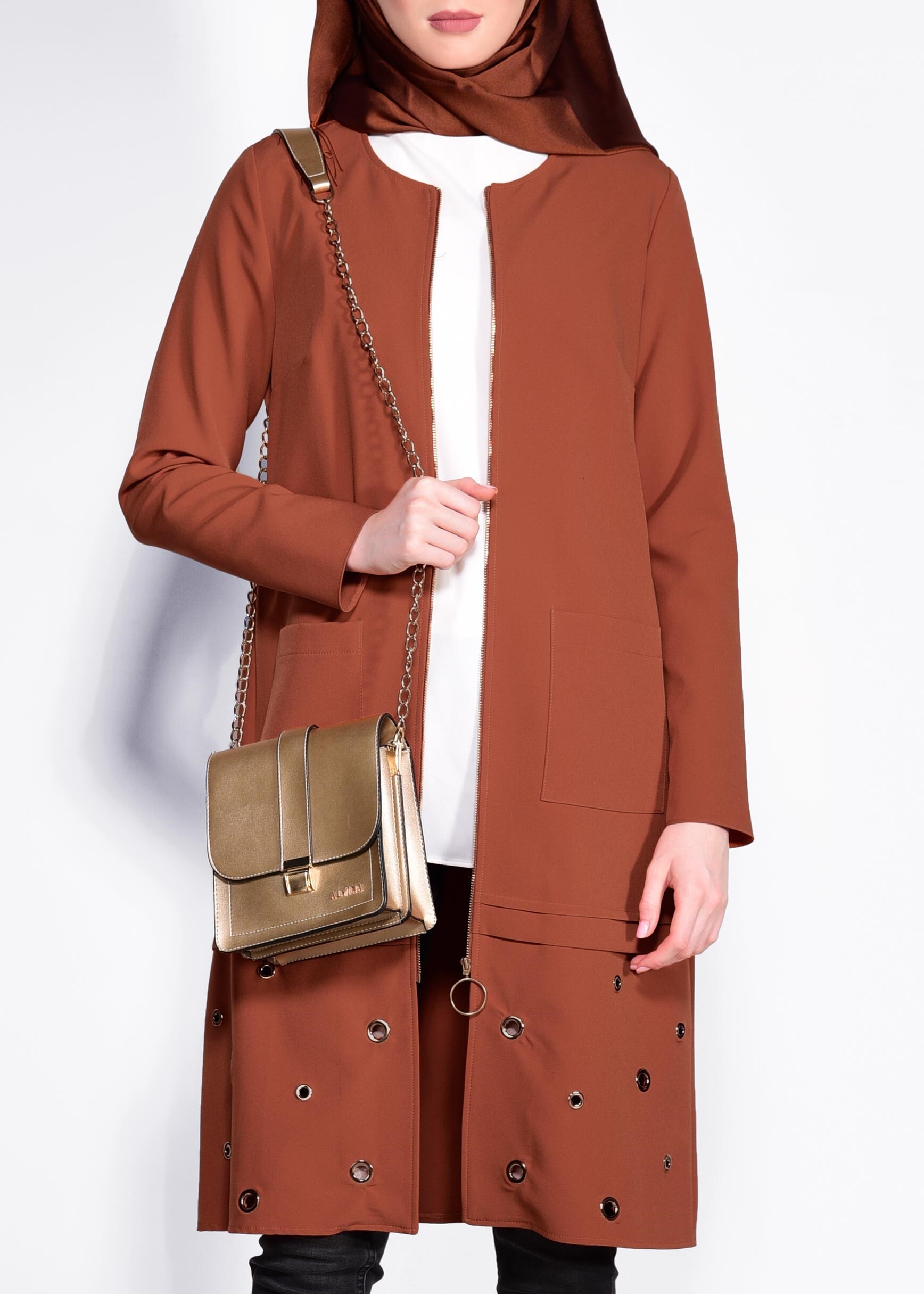 Tesettür giyim TURUNCU ETEK UCU KUŞGÖZÜ DETAYLI FERMUARLI CEKET 4181