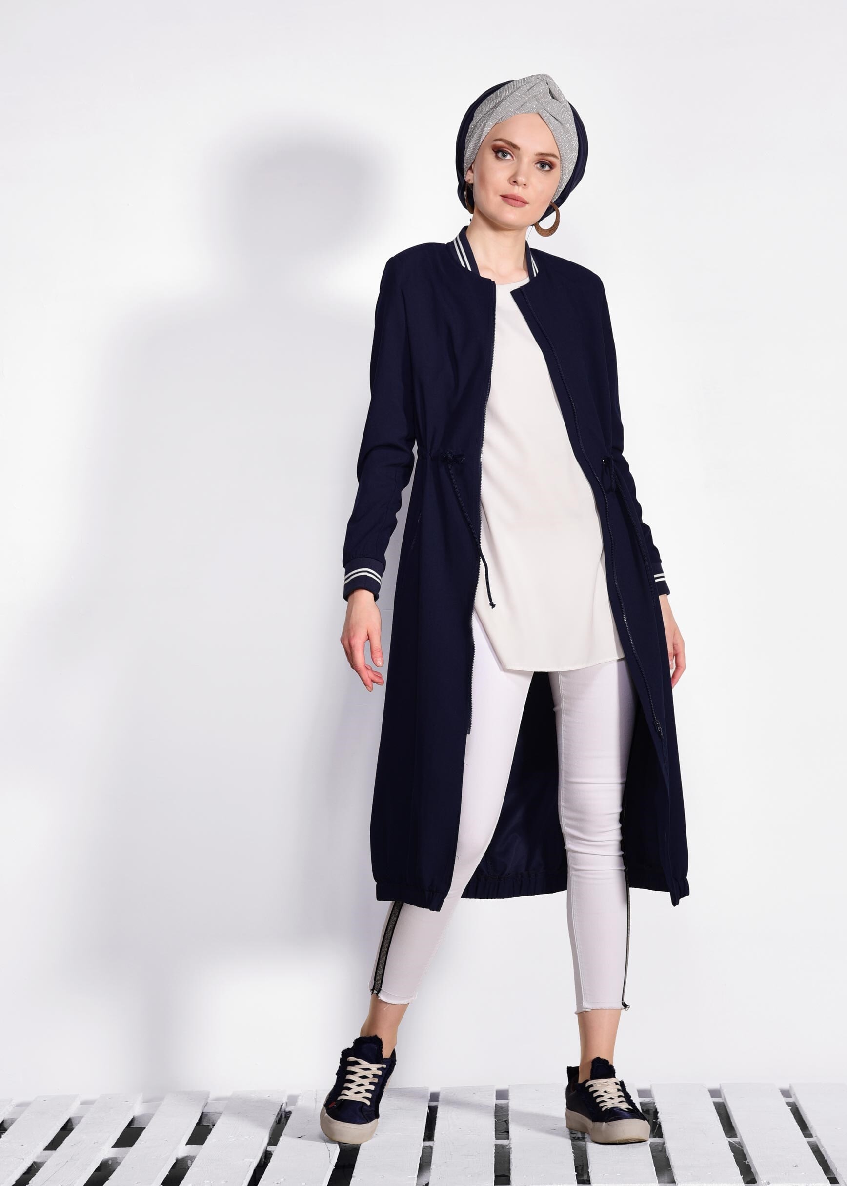 Tesettür giyim LACİVERT ETEK UCU VE BELİ BÜZGÜLÜ GİY ÇIK 4233 