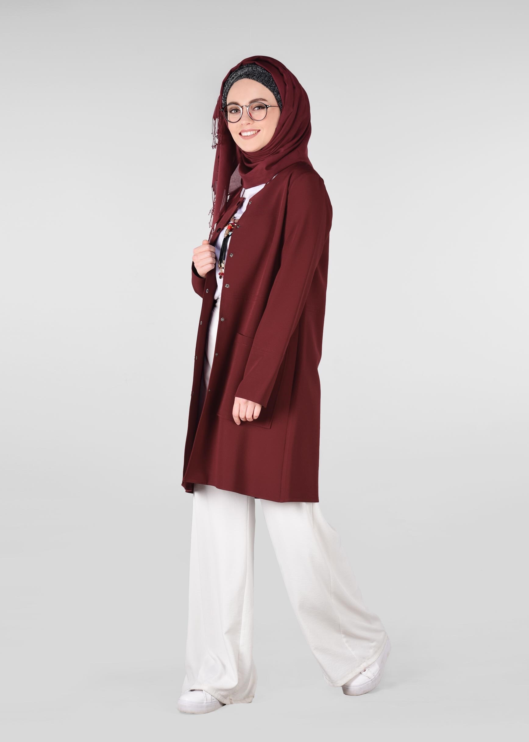 Tesettür giyim BORDO YUVARLAK YAKA ÇITÇITLI CEKET 4973