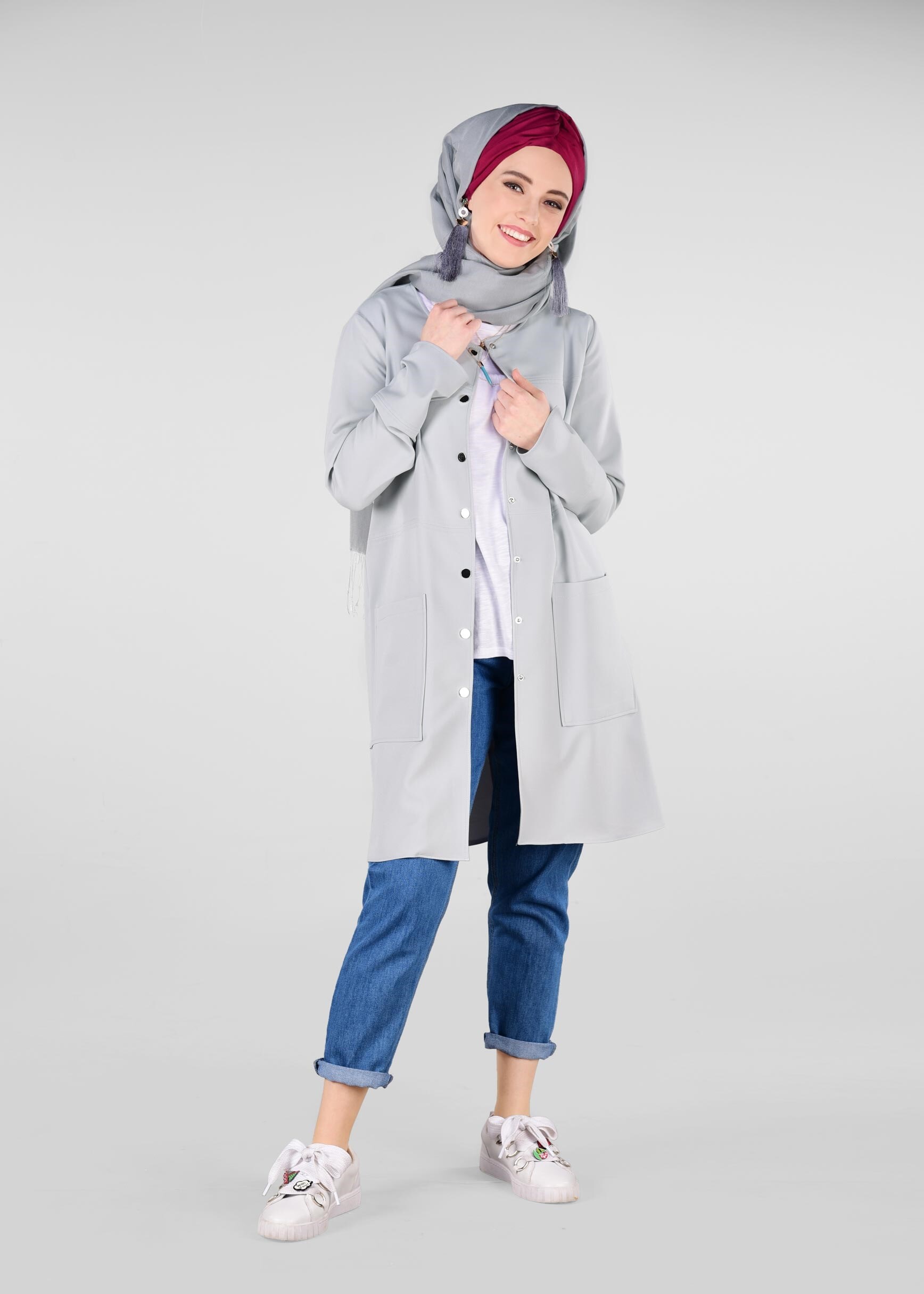 Tesettür giyim GÜMÜŞ YUVARLAK YAKA ÇITÇITLI CEKET 4973