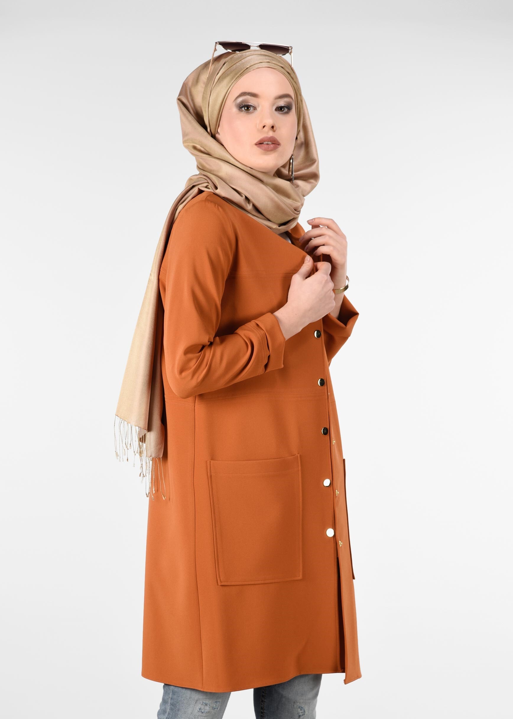Tesettür giyim TURUNCU YUVARLAK YAKA ÇITÇITLI CEKET 4973