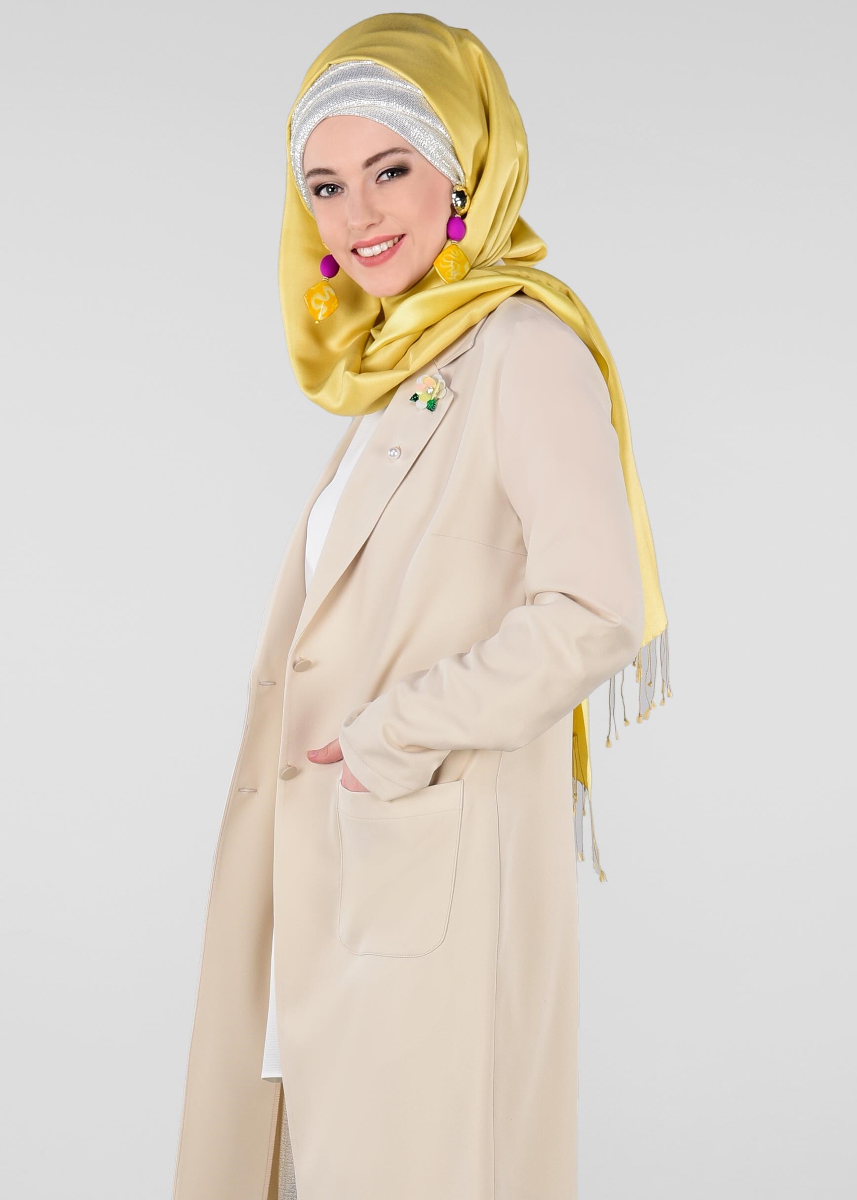 Tesettür giyim BEJ CEPLİ KLASİK KESİM CEKET 4979