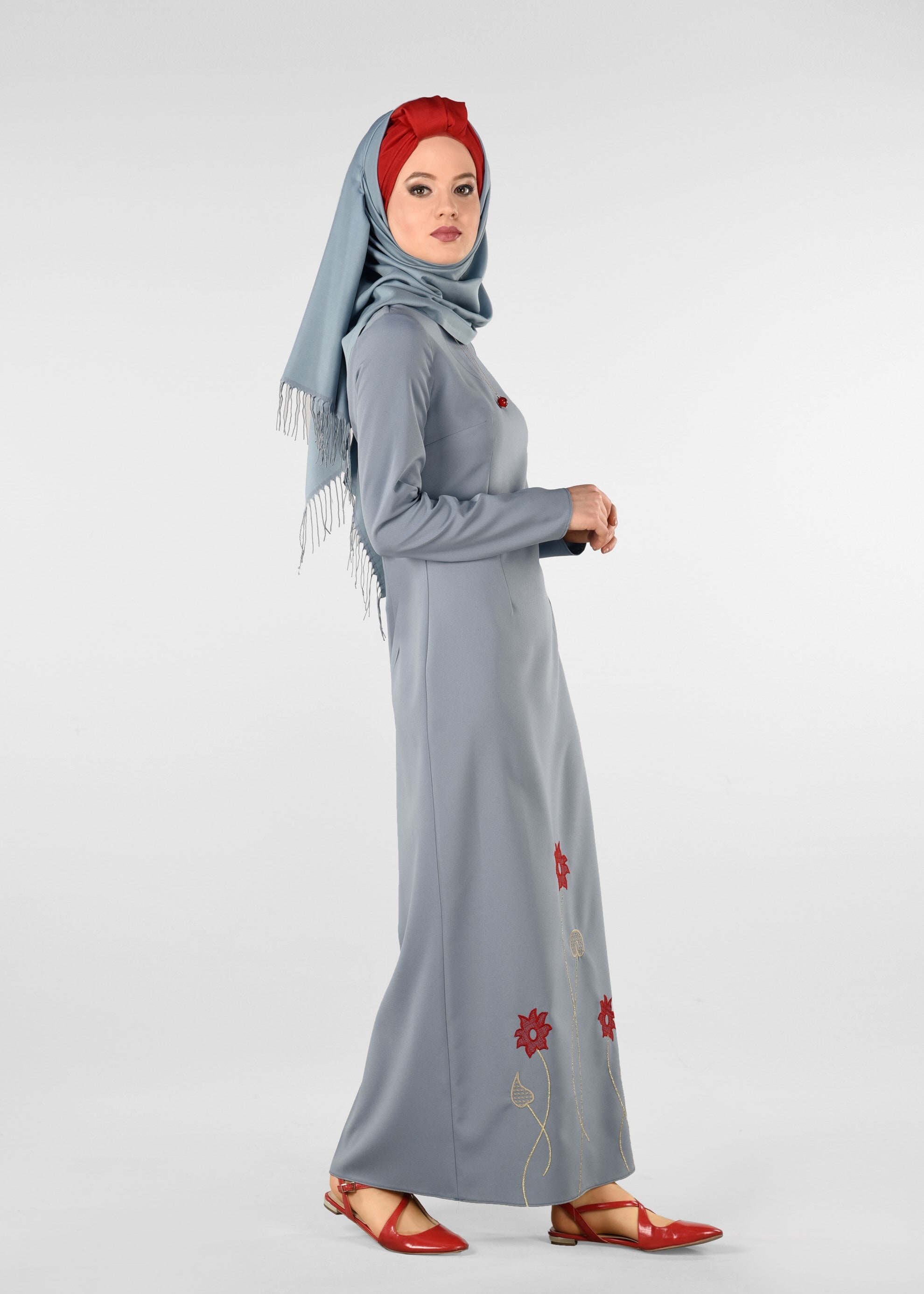 Tesettür giyim MAVİ ÇİÇEK İŞLEMELİ ELBİSE 4082