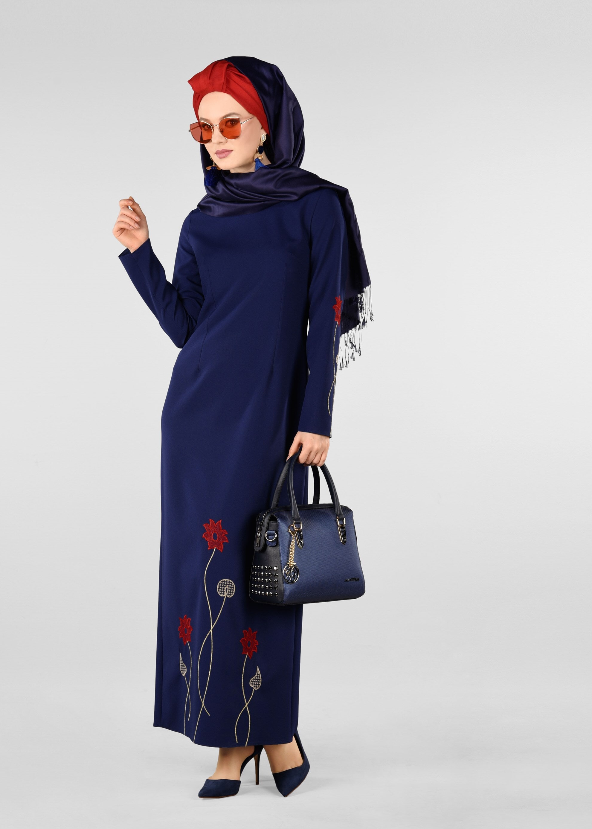 Tesettür giyim LACİVERT ÇİÇEK İŞLEMELİ ELBİSE 4082