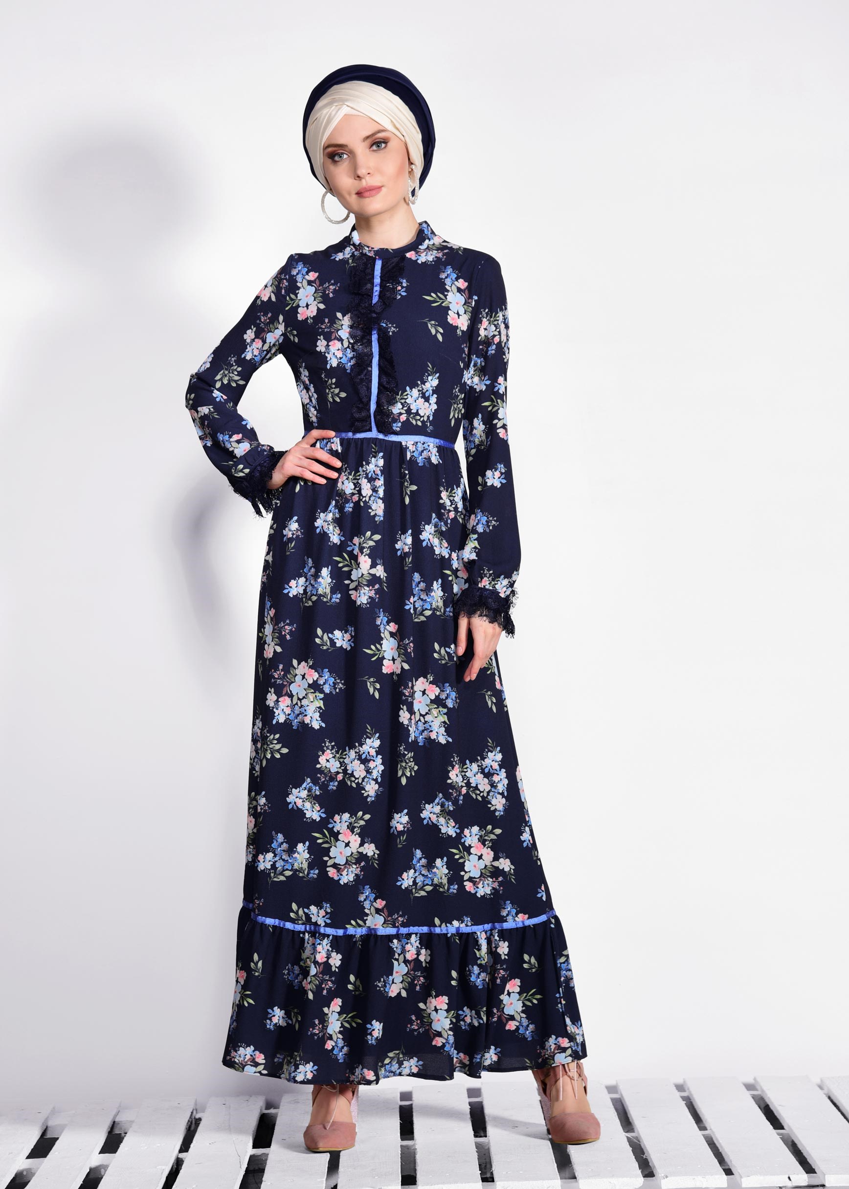 Tesettür giyim LACİVERT ÇİÇEK DESENLİ ELBİSE 4164