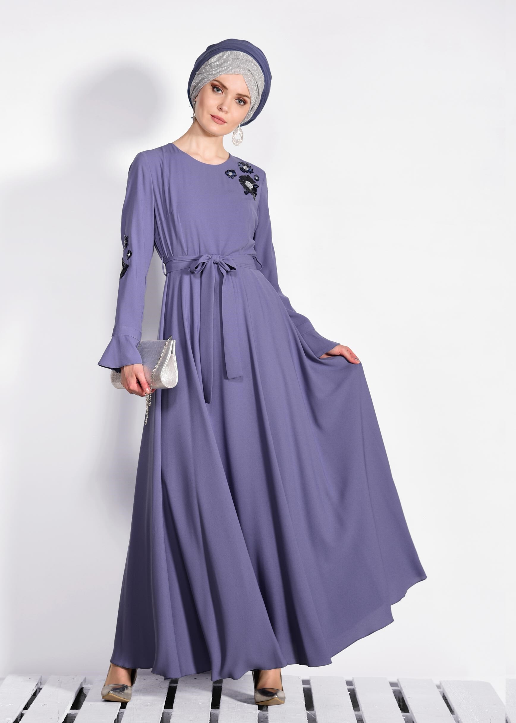 Tesettür giyim LACİVERT NAKIŞ İŞLEMELİ ELBİSE 4221