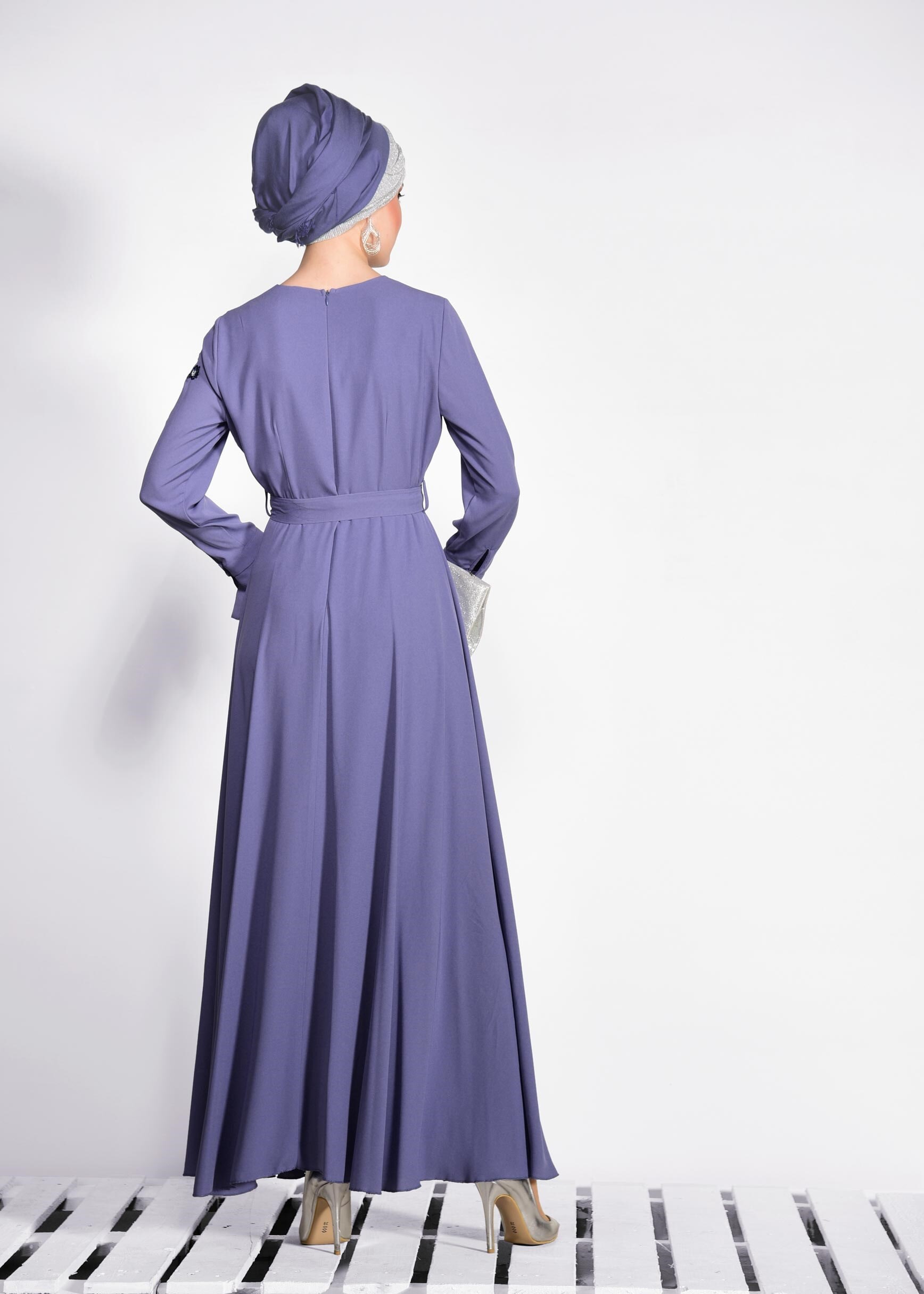 Tesettür giyim LACİVERT NAKIŞ İŞLEMELİ ELBİSE 4221