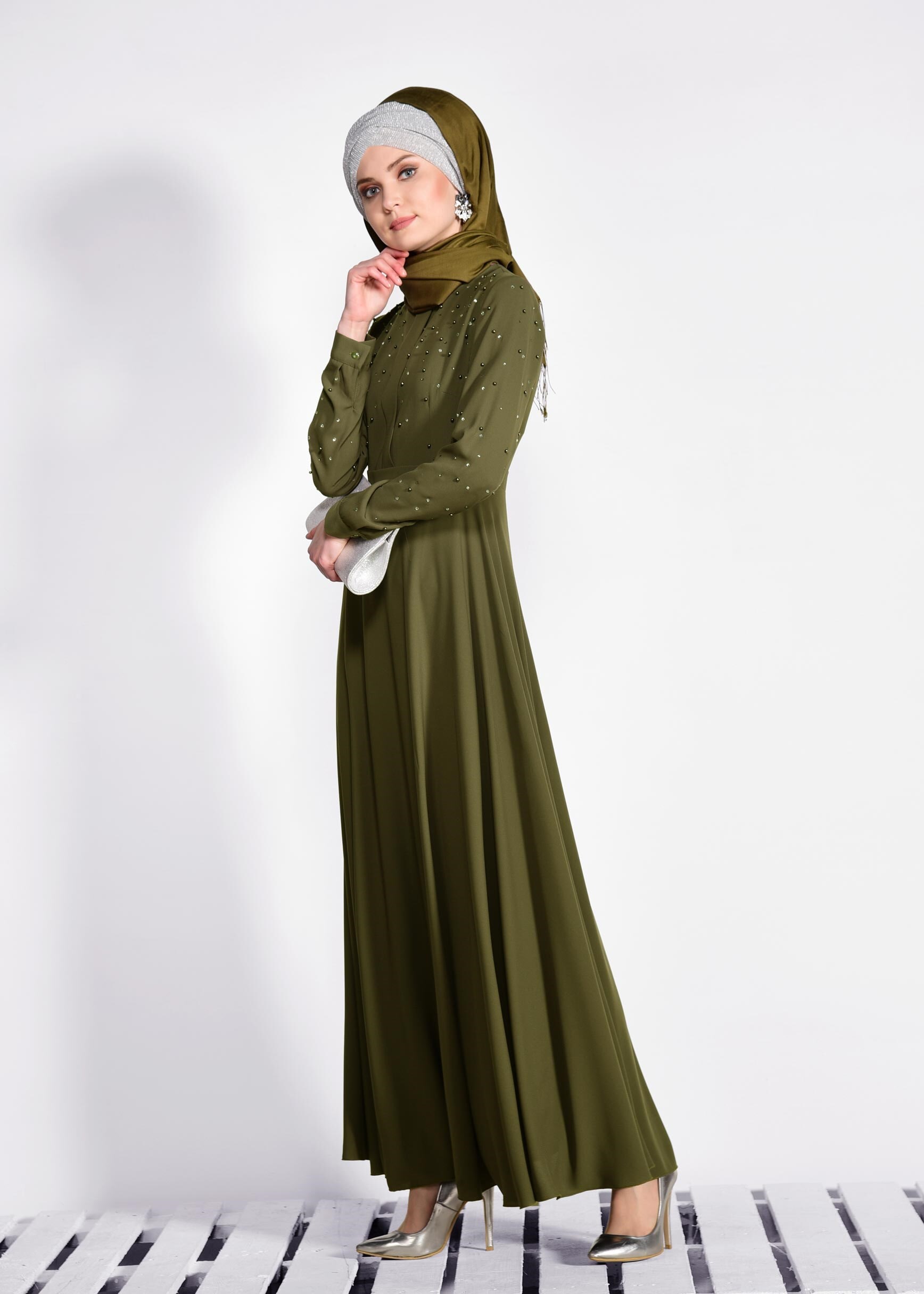 Tesettür giyim HAKİ İNCİ İŞLEMELİ ELBİSE 4228