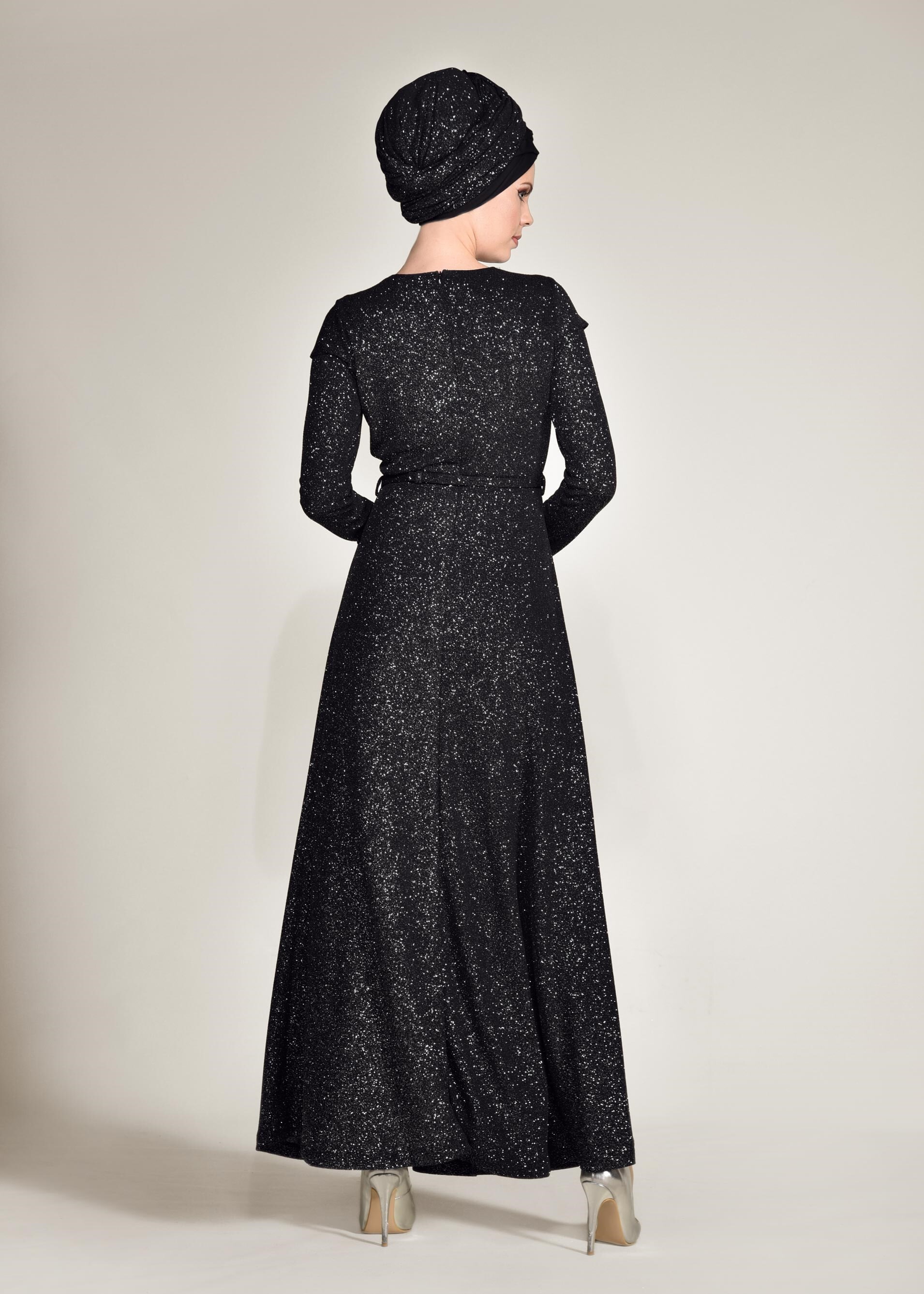 Tesettür giyim SİYAH BELİ KEMERLİ SİMLİ ABİYE ELBİSE 4308