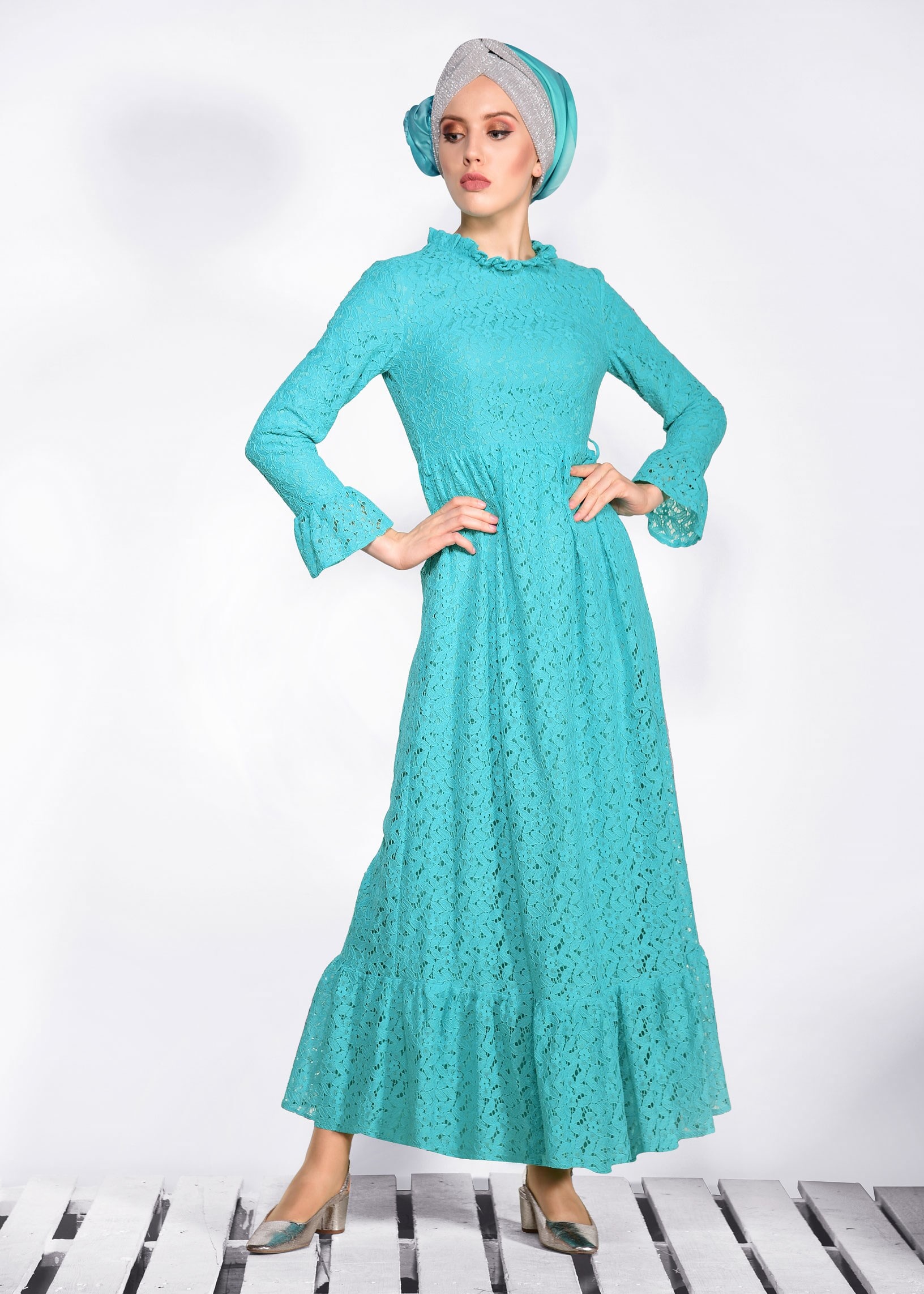 Tesettür giyim MAVİ BELİ KUŞAKLI DANTEL ELBİSE 4359-1