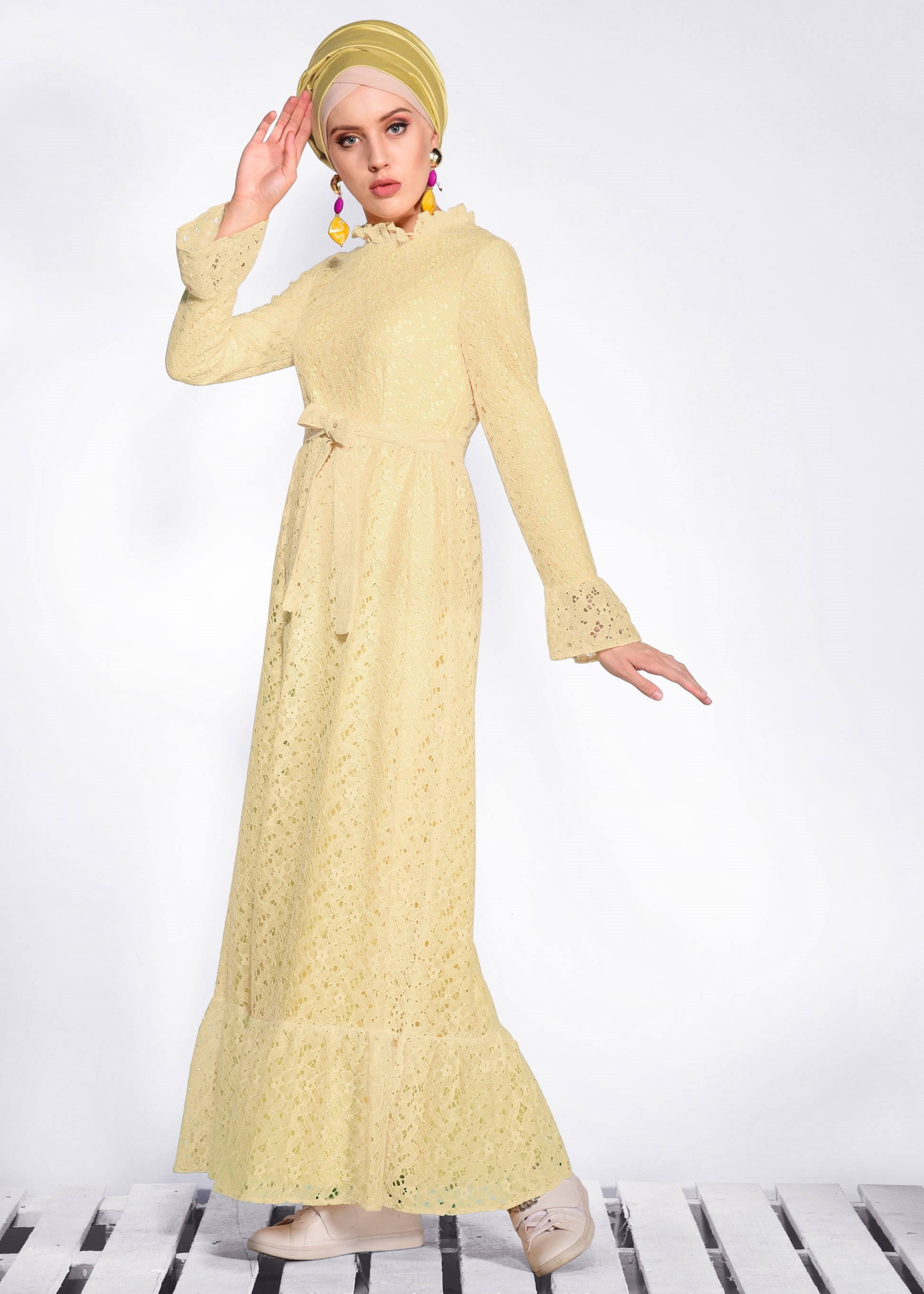 Tesettür giyim SARI BELİ KUŞAKLI DANTEL ELBİSE 4359-1