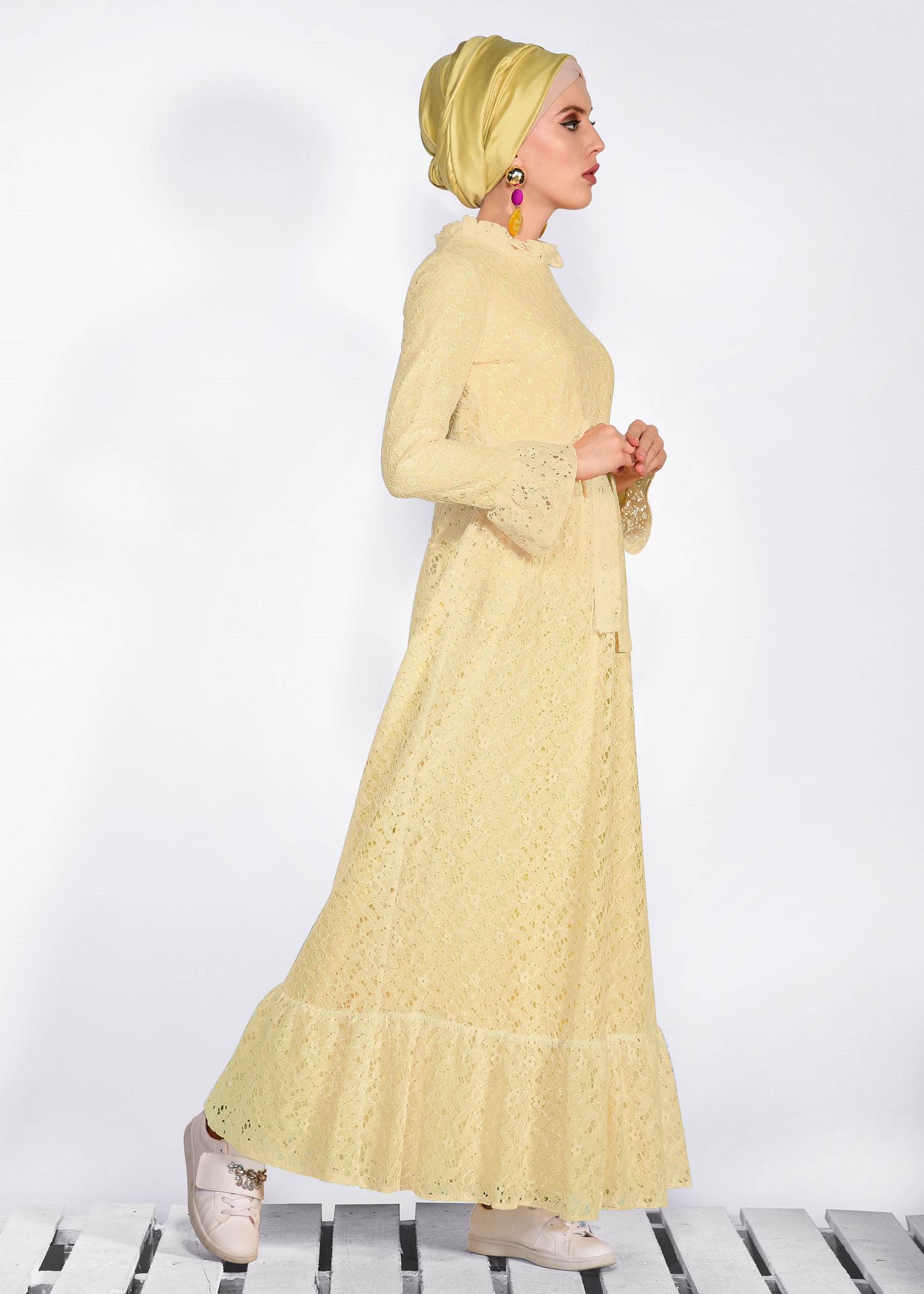 Tesettür giyim SARI BELİ KUŞAKLI DANTEL ELBİSE 4359-1