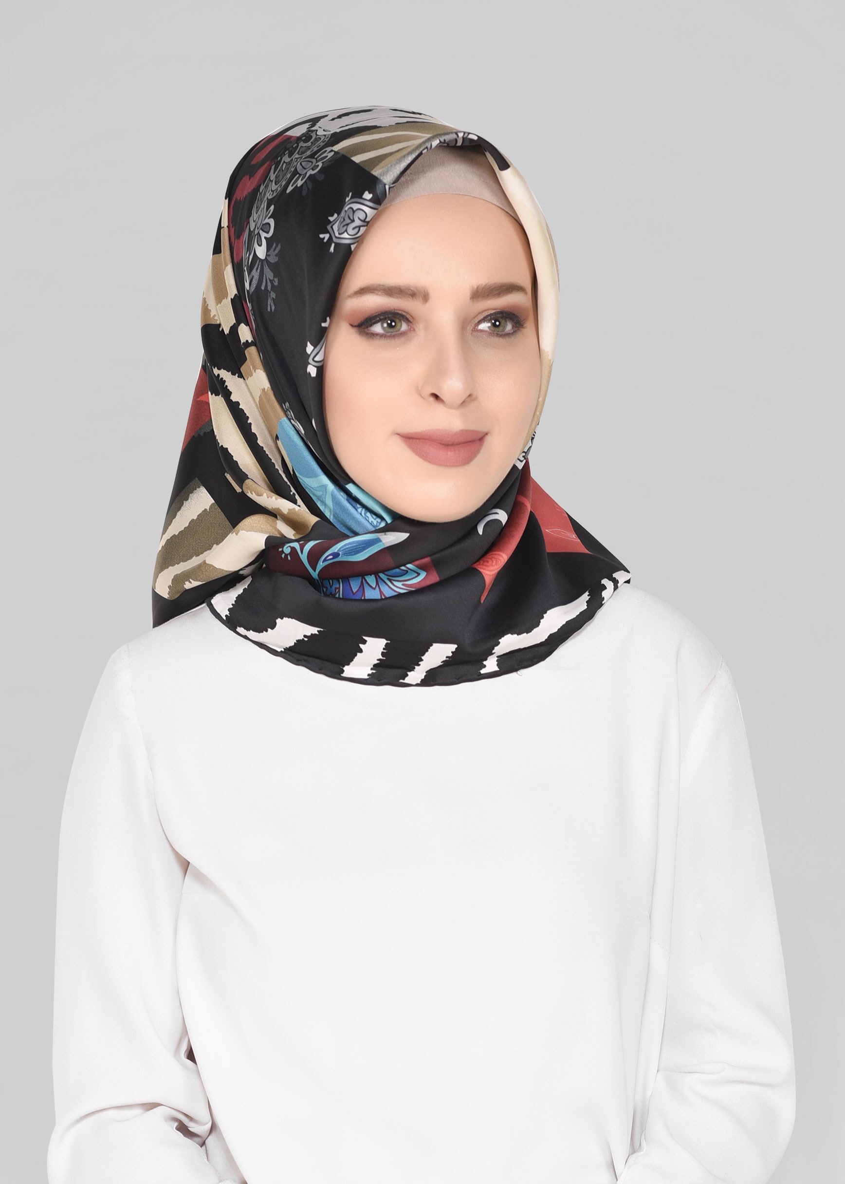 Tesettür giyim SİYAH 11392-1 ALVİNA DESENLİ EŞARP