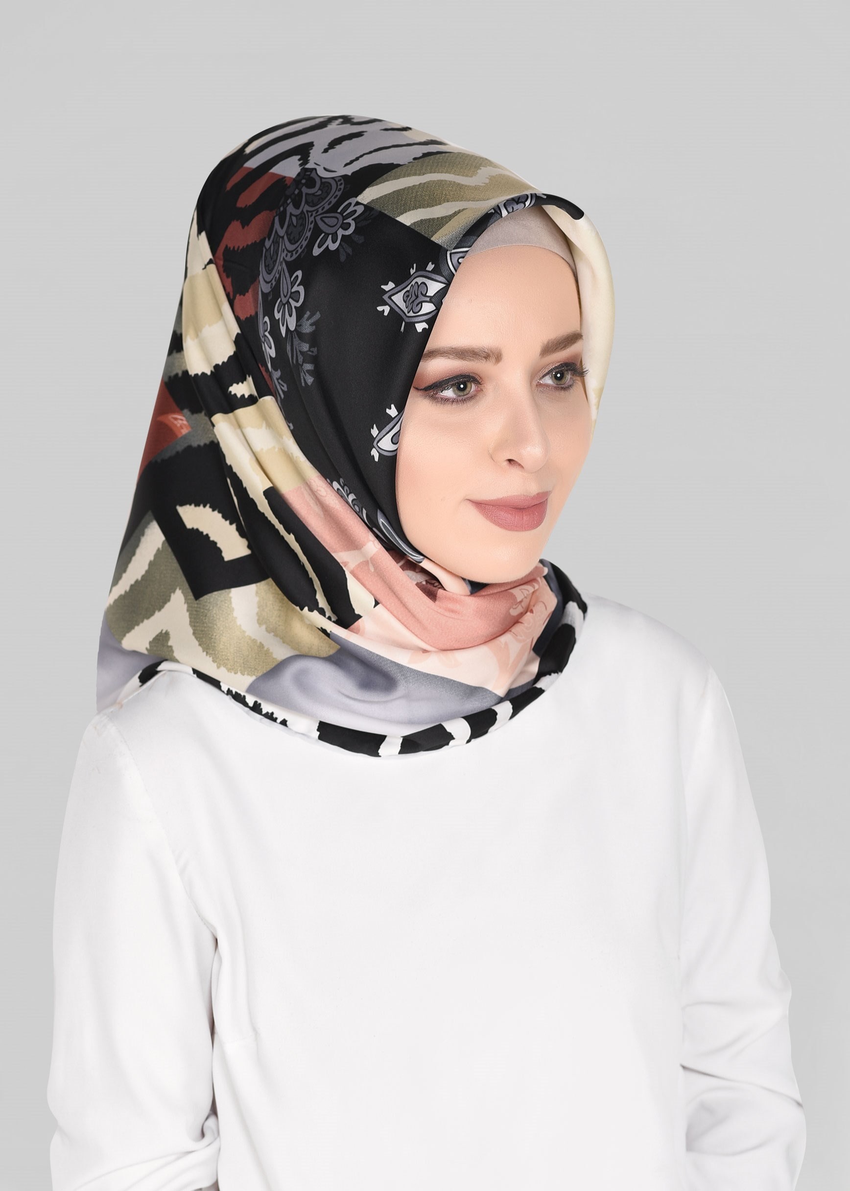 Tesettür giyim GRİ 11392-1 ALVİNA DESENLİ EŞARP