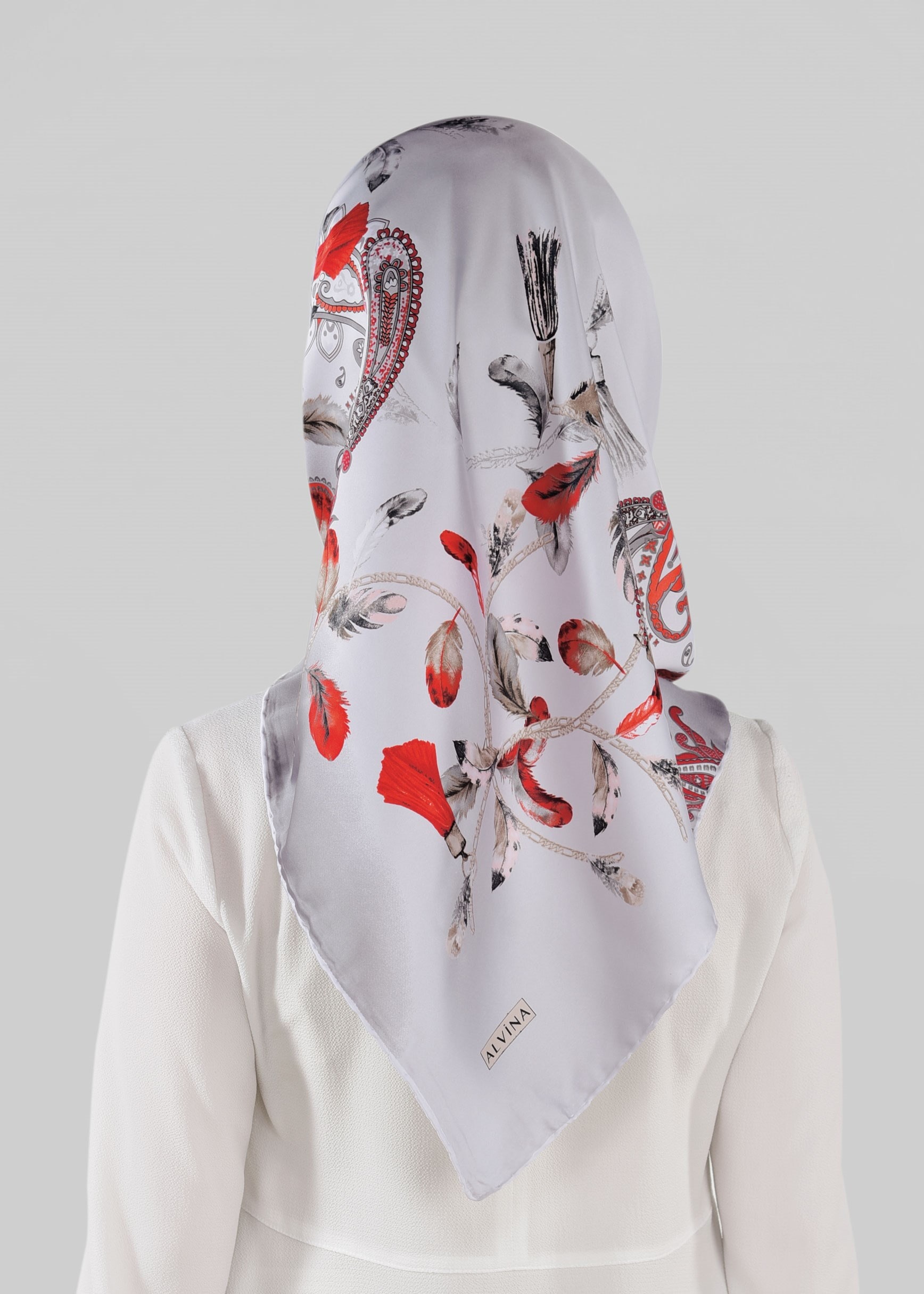 Tesettür giyim GRİ 12023-1 ALVİNA DESENLİ EŞARP