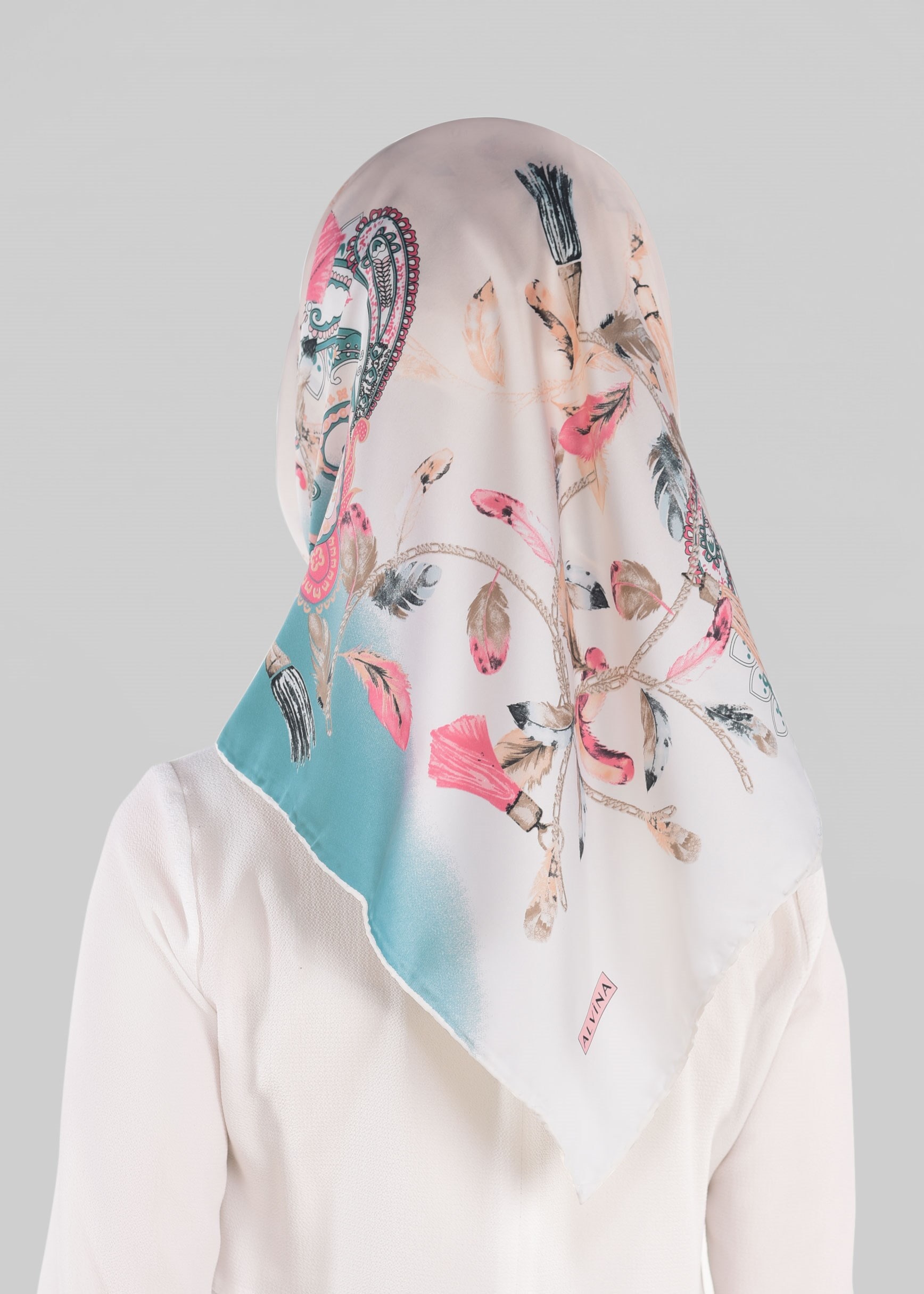 Tesettür giyim YEŞİL 12023-1 ALVİNA DESENLİ EŞARP