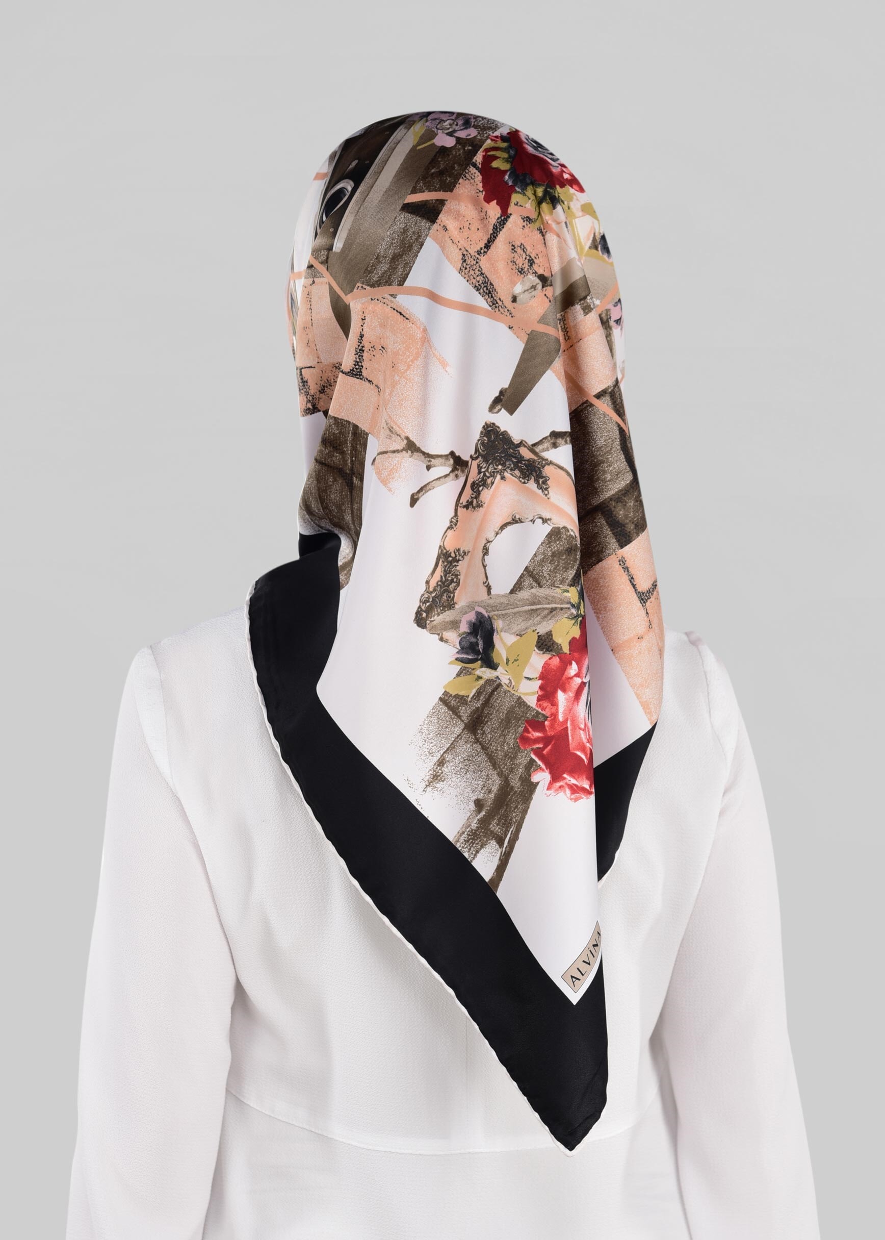 Tesettür giyim SİYAH ALVİNA DESENLİ EŞARP 12024-1