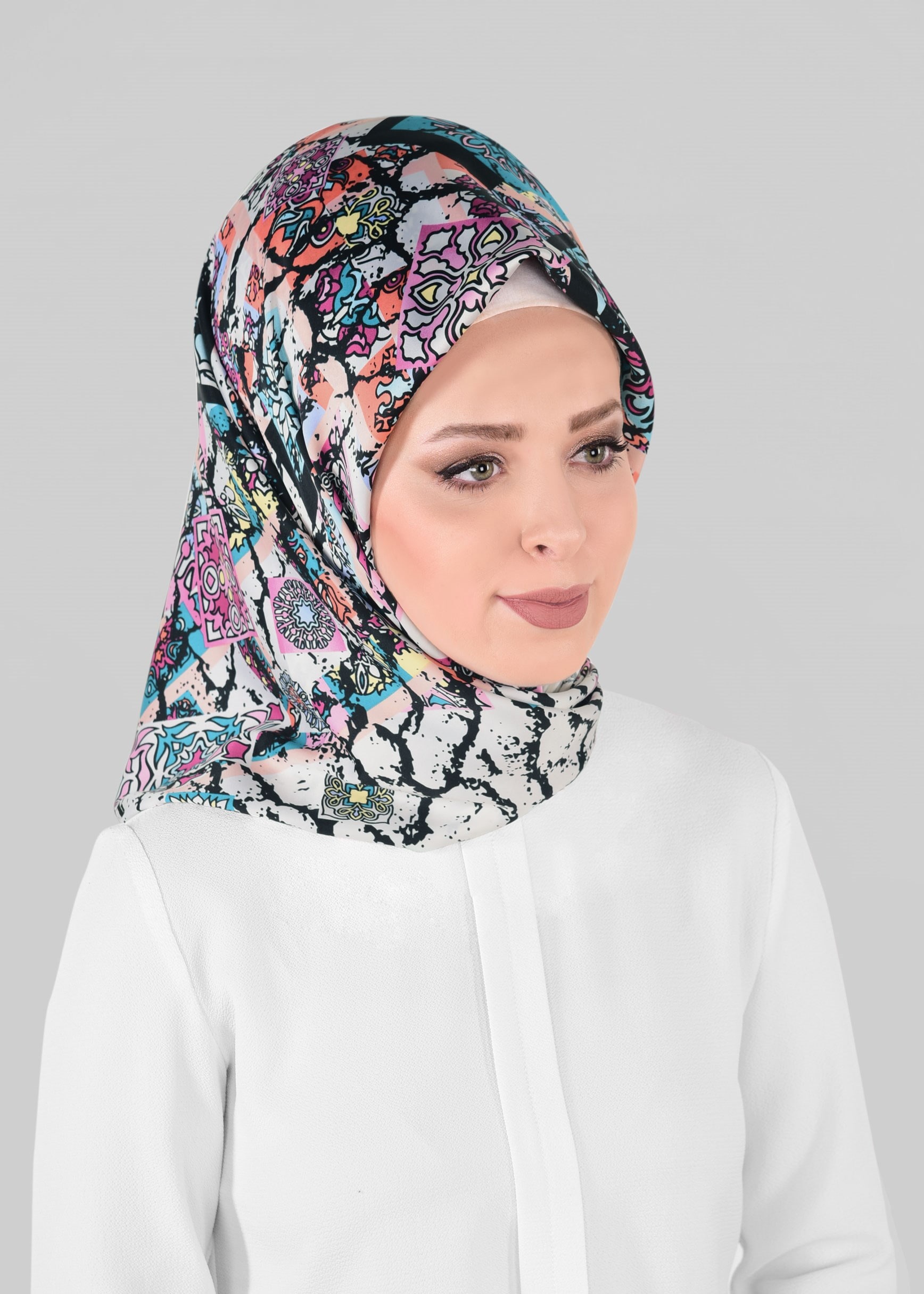 Tesettür giyim BEJ 12025-1 ALVİNA DESENLİ EŞARP