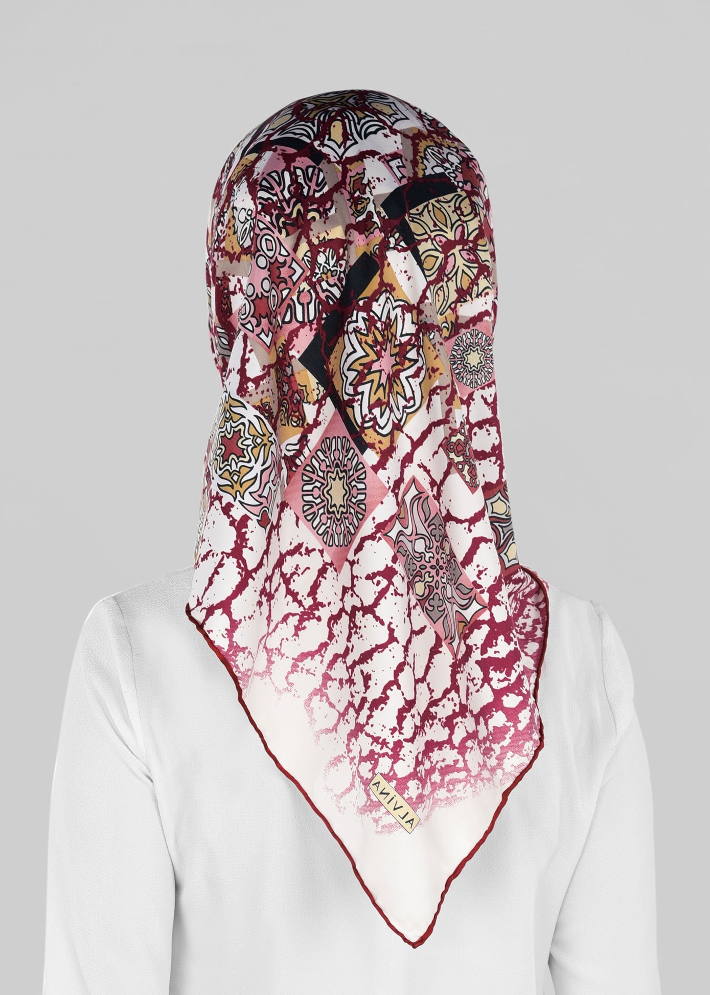 Tesettür giyim BEJ 12025-1 ALVİNA DESENLİ EŞARP