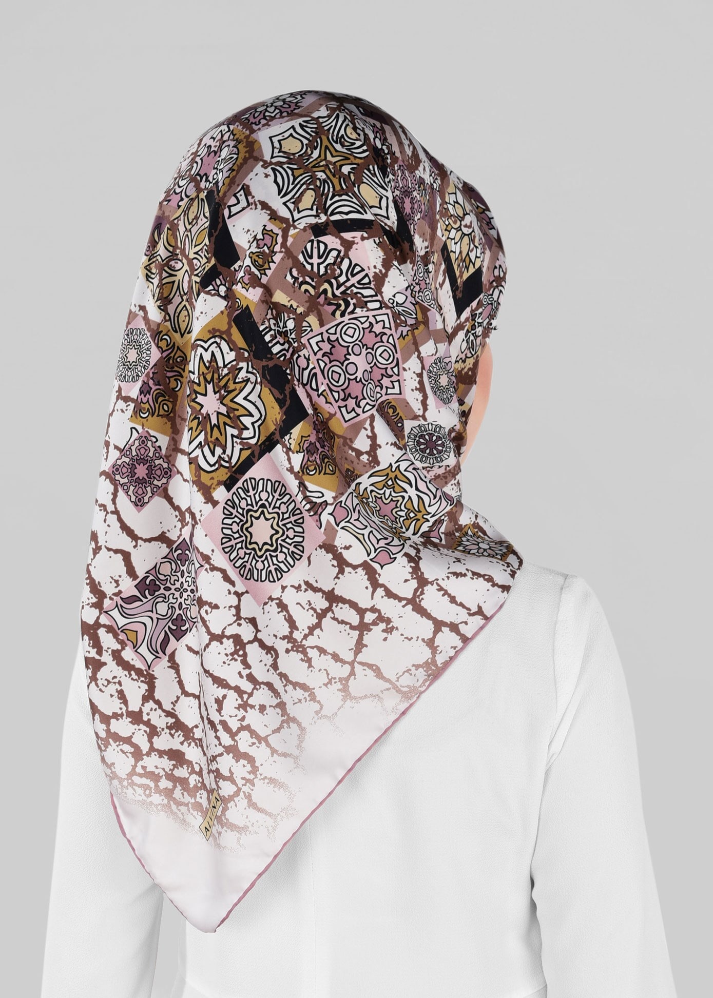 Tesettür giyim BEJ 12025-1 ALVİNA DESENLİ EŞARP