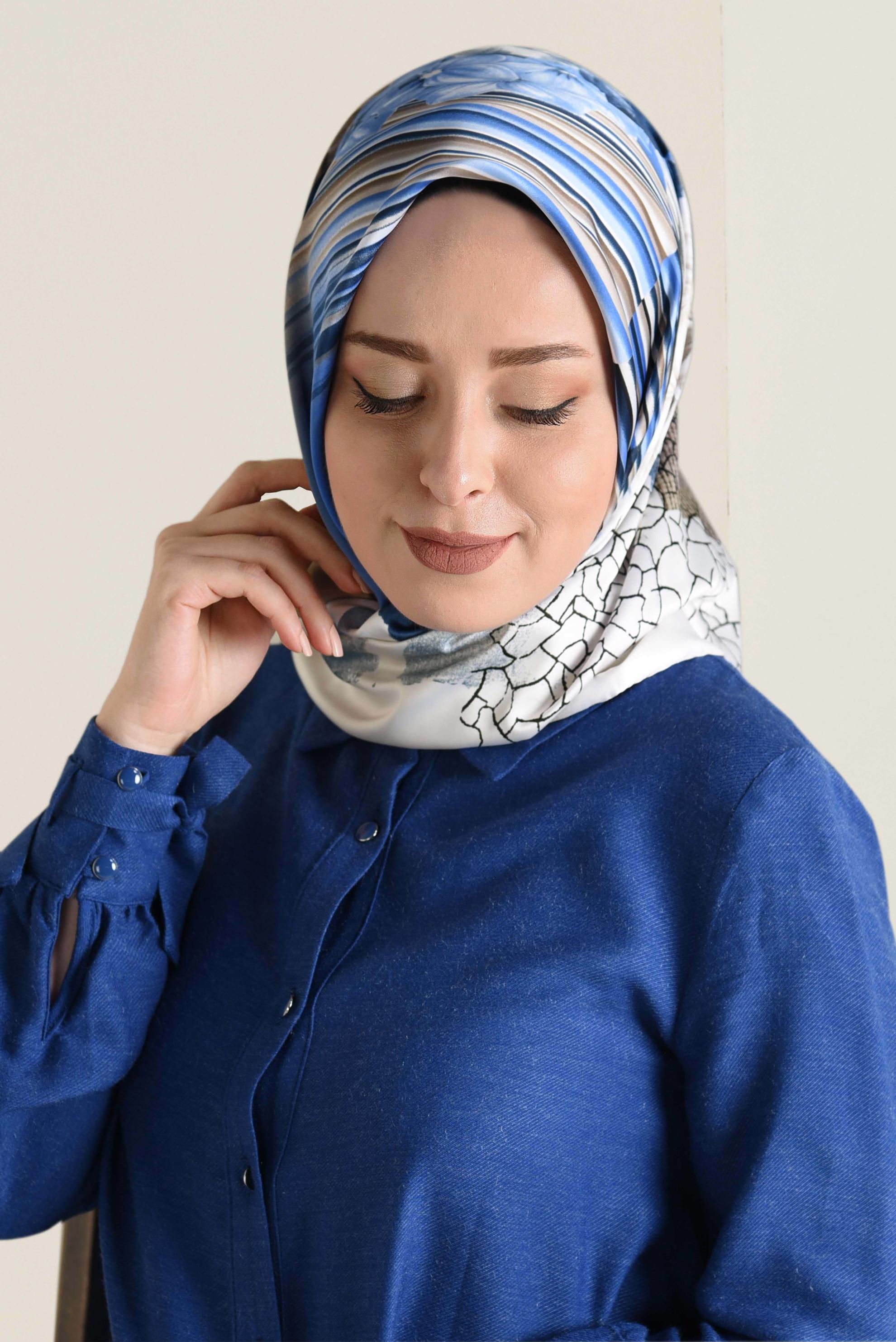Tesettür giyim MAVİ 12060-1 ALVİNA DESENLİ EŞARP