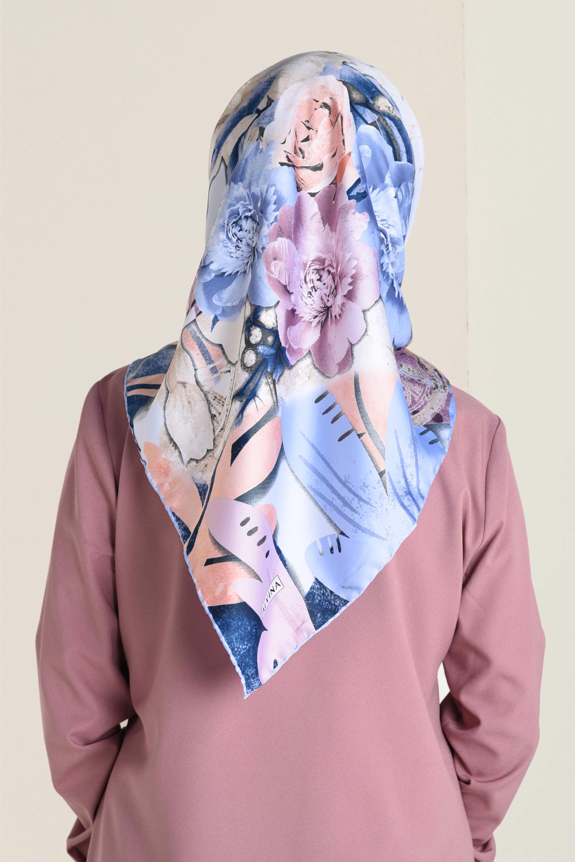 Tesettür giyim MAVİ ÇİÇEK DESENLİ EŞARP 12061-1