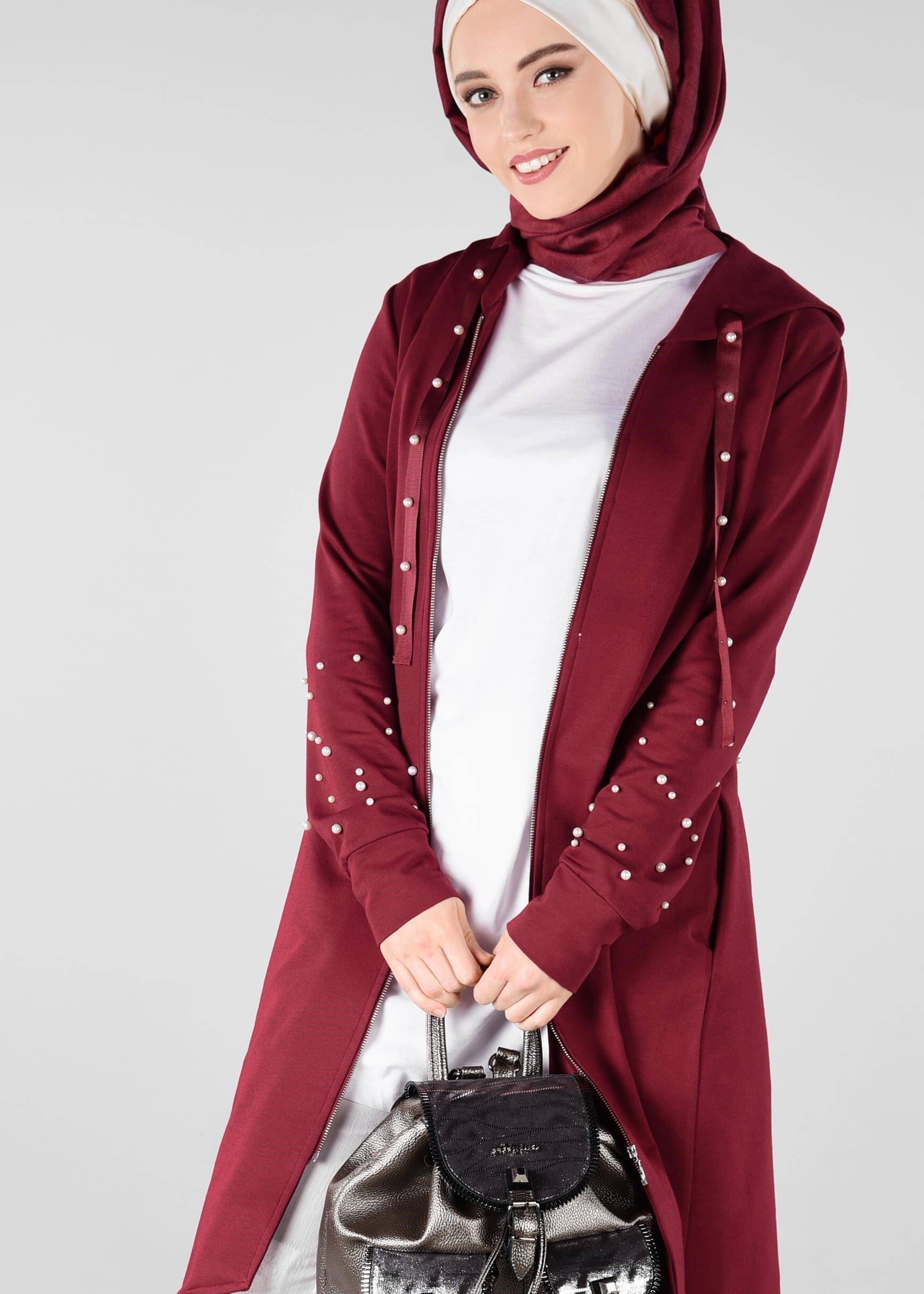 Tesettür giyim BORDO KAPÜŞONLU İNCİLİ EŞOFMAN TUNİK 4010
