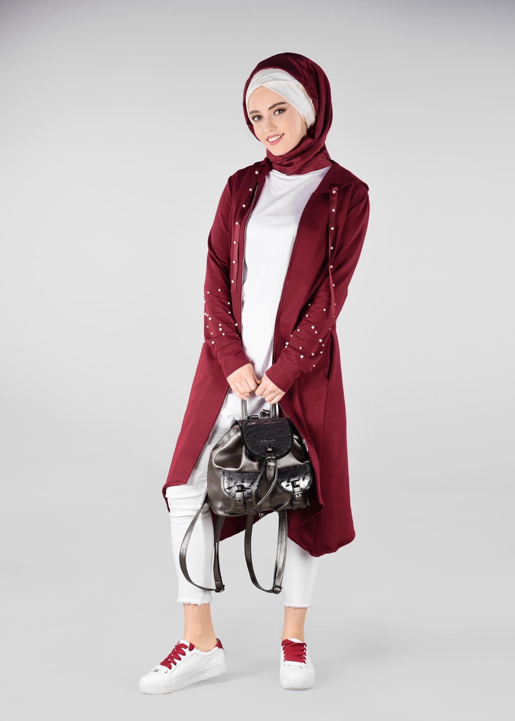 Tesettür giyim BORDO KAPÜŞONLU İNCİLİ EŞOFMAN TUNİK 4010