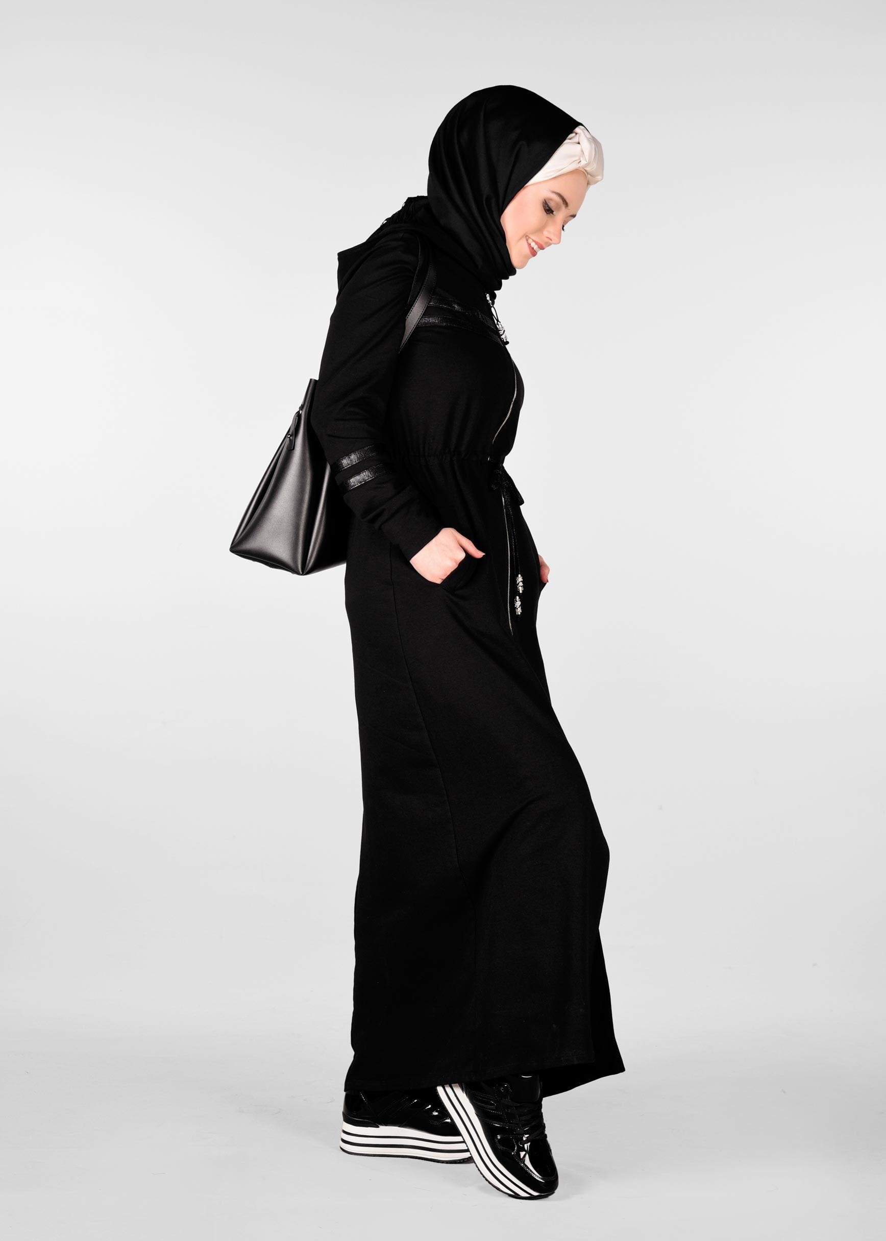 Tesettür giyim SİYAH 4011 NEW LERİDA EŞOFMAN TUNİK 38/46 TEK40