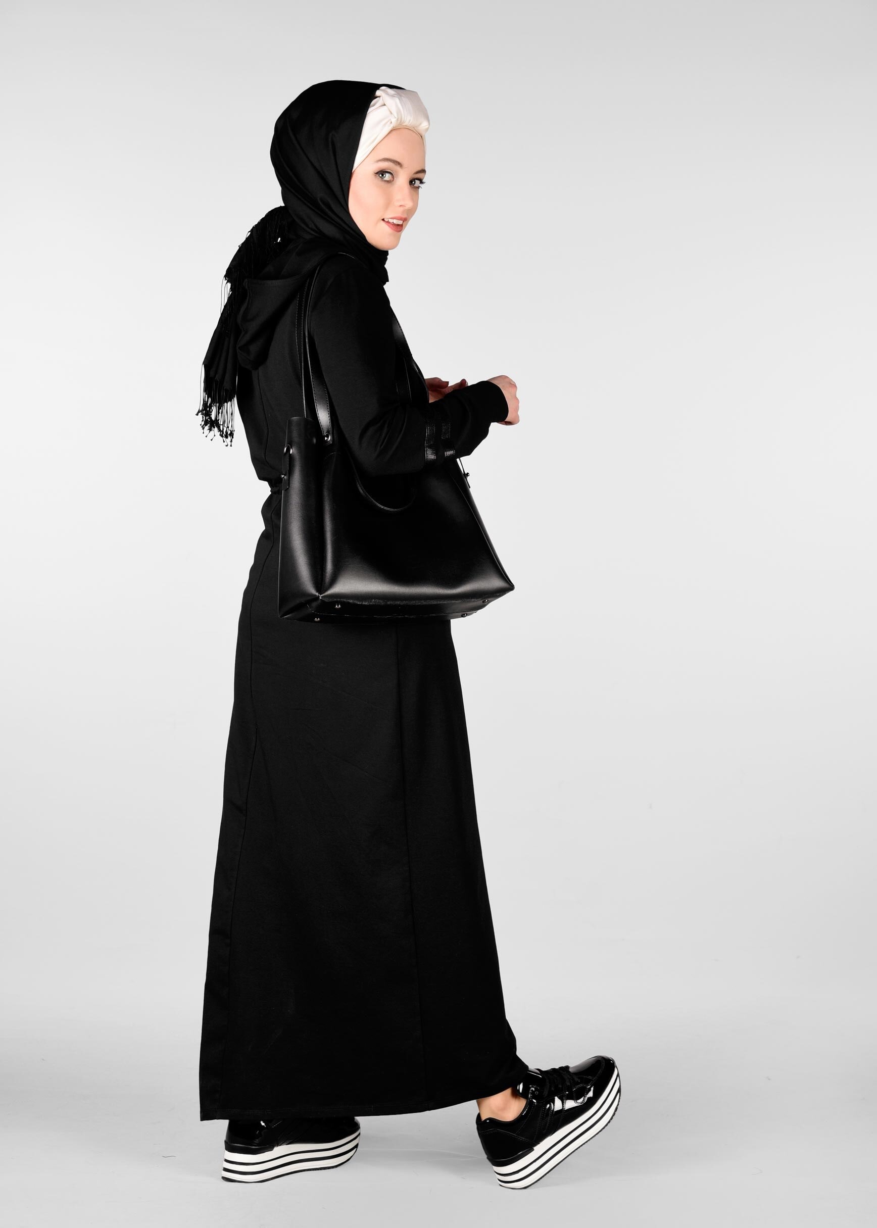 Tesettür giyim SİYAH 4011 NEW LERİDA EŞOFMAN TUNİK 38/46 TEK40