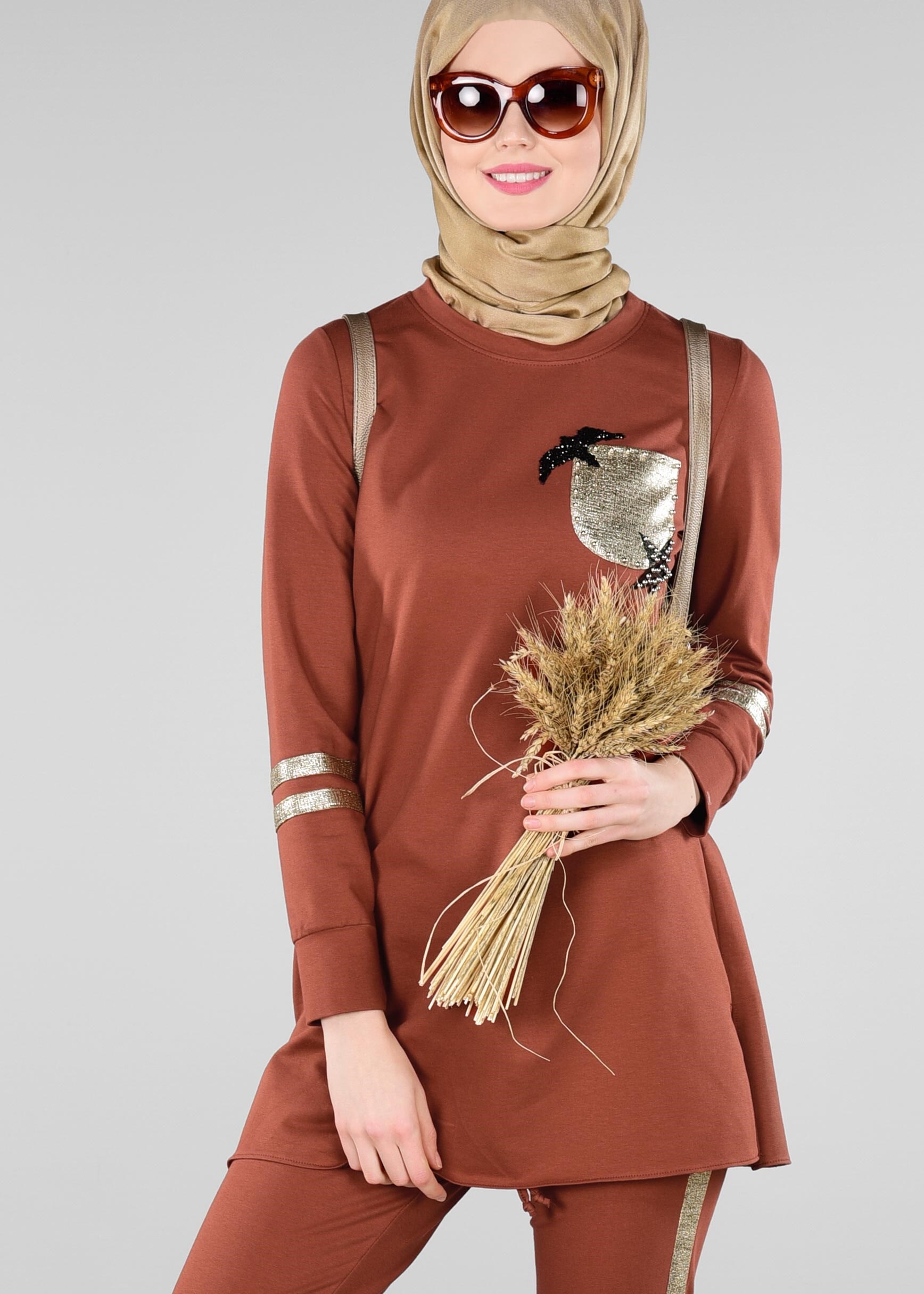 Tesettür giyim BORDO BONCUK İŞLEMELİ ŞERİT DETAYLI 2&prime;Lİ EŞOFMAN TAKIM 4012