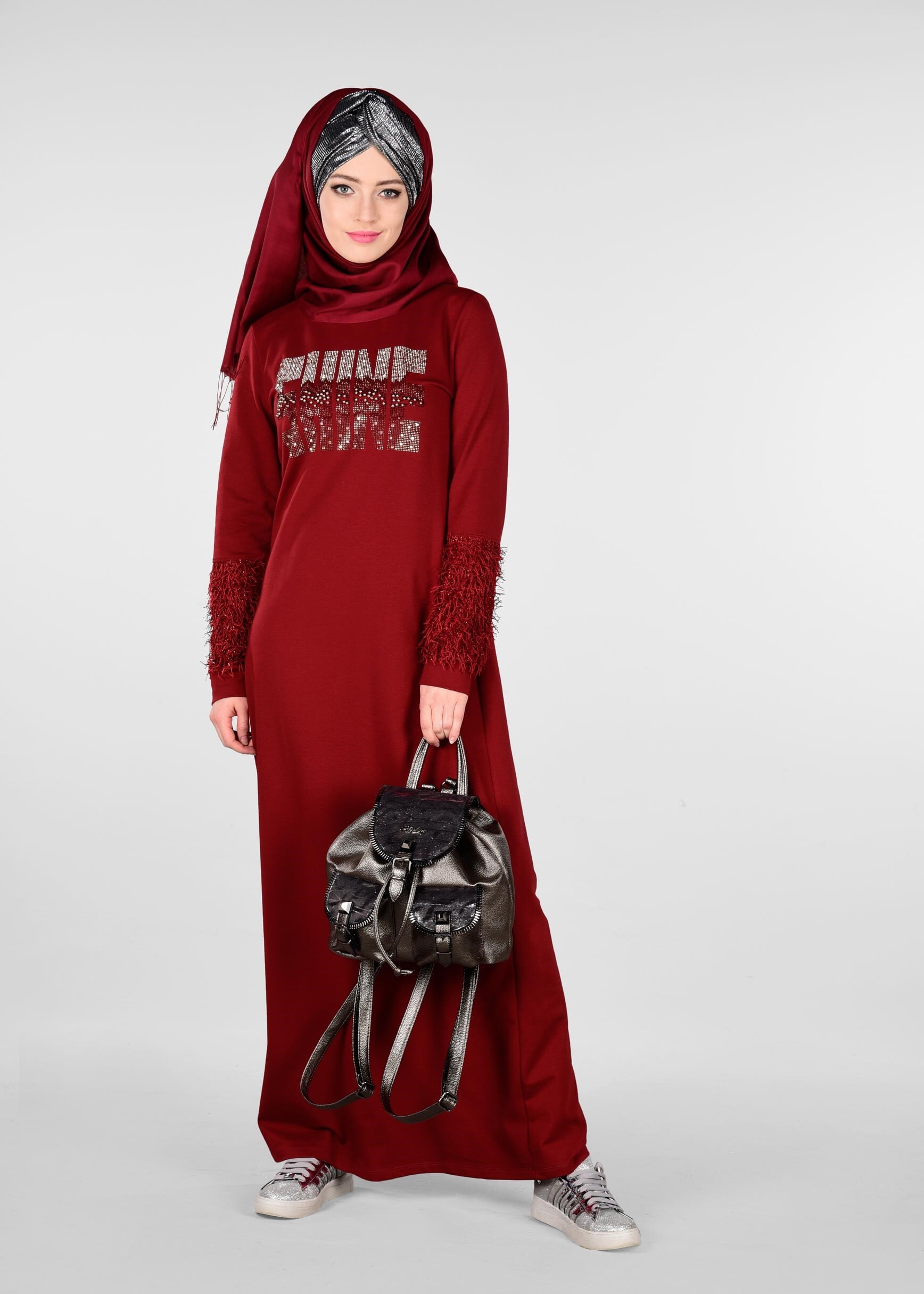 Tesettür giyim BORDO KOLLARI SAÇAKLI EŞOFMAN ELBİSE 4038 