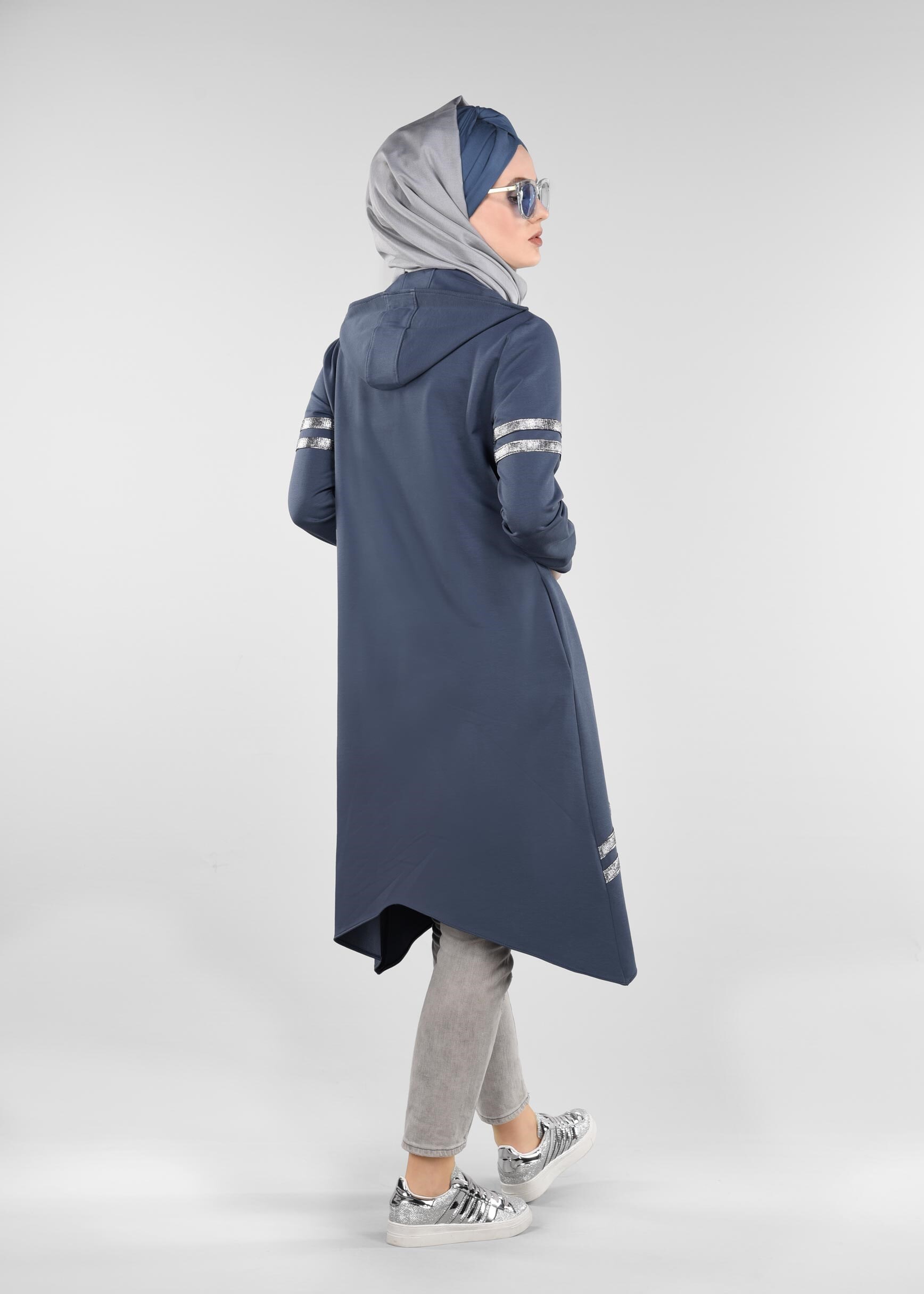 Tesettür giyim LACİVERT ŞERİT DETAYLI EŞOFMAN TUNİK 4039