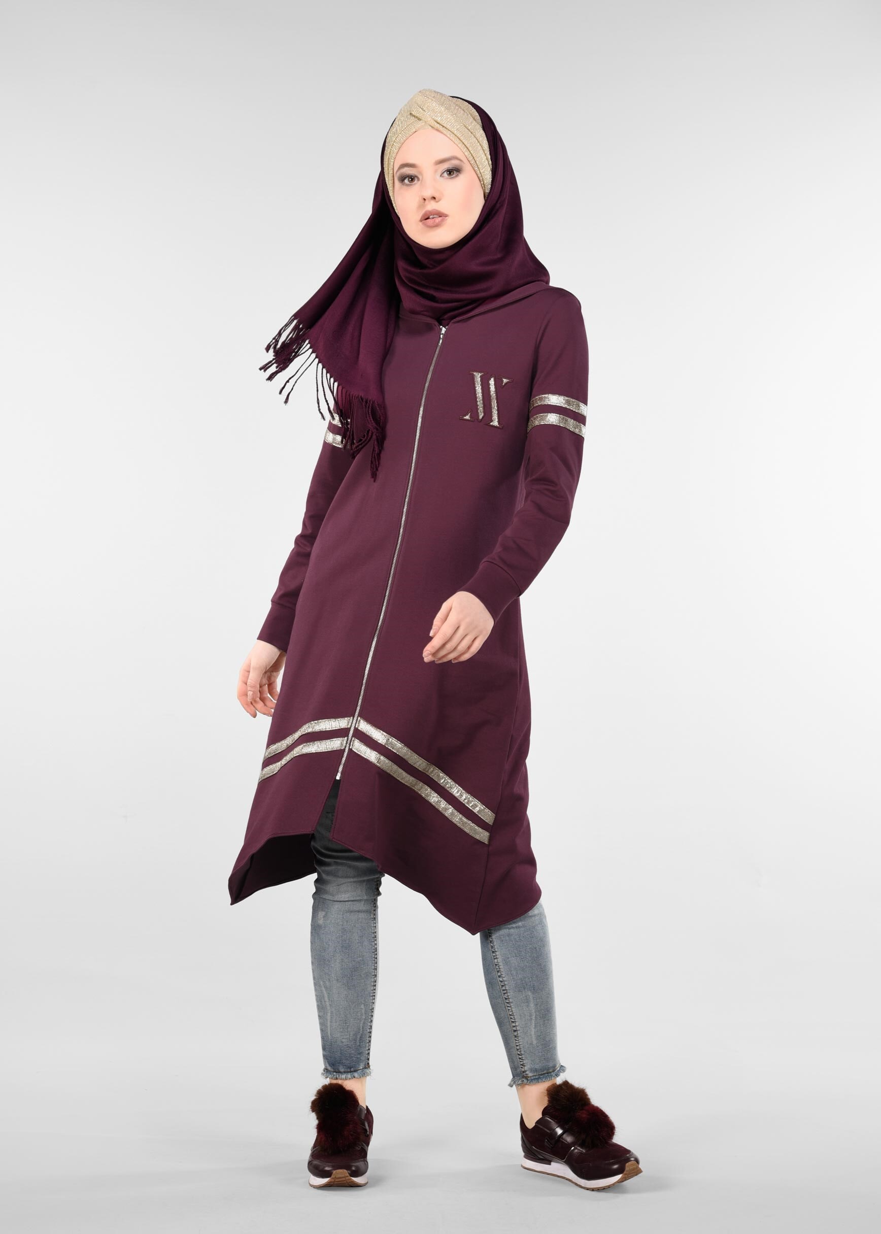 Tesettür giyim MOR ŞERİT DETAYLI EŞOFMAN TUNİK 4039