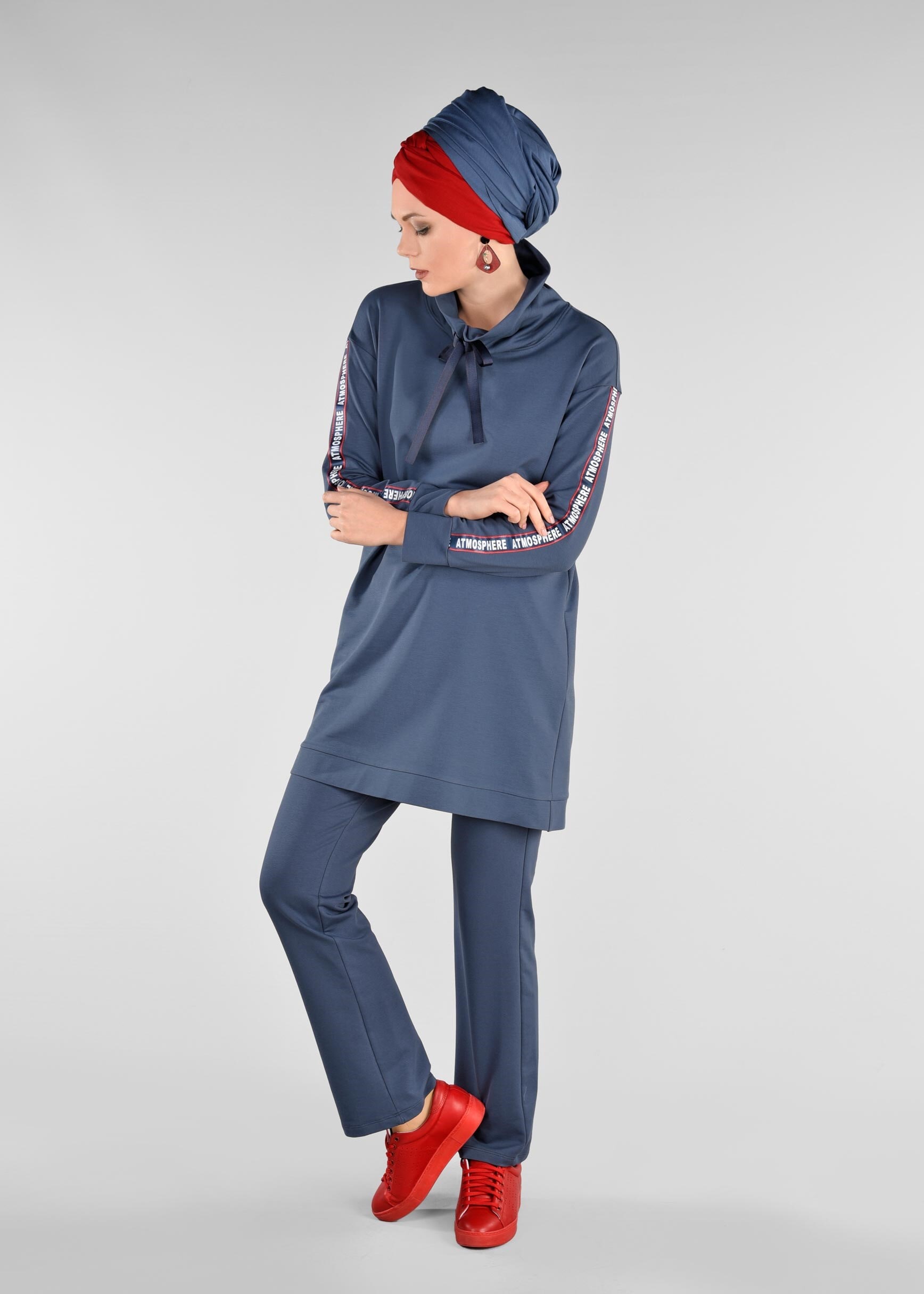 Tesettür giyim LACİVERT KOLLARI ŞERİT DETAYLI 2&prime;Lİ EŞOFMAN TAKIM 4040