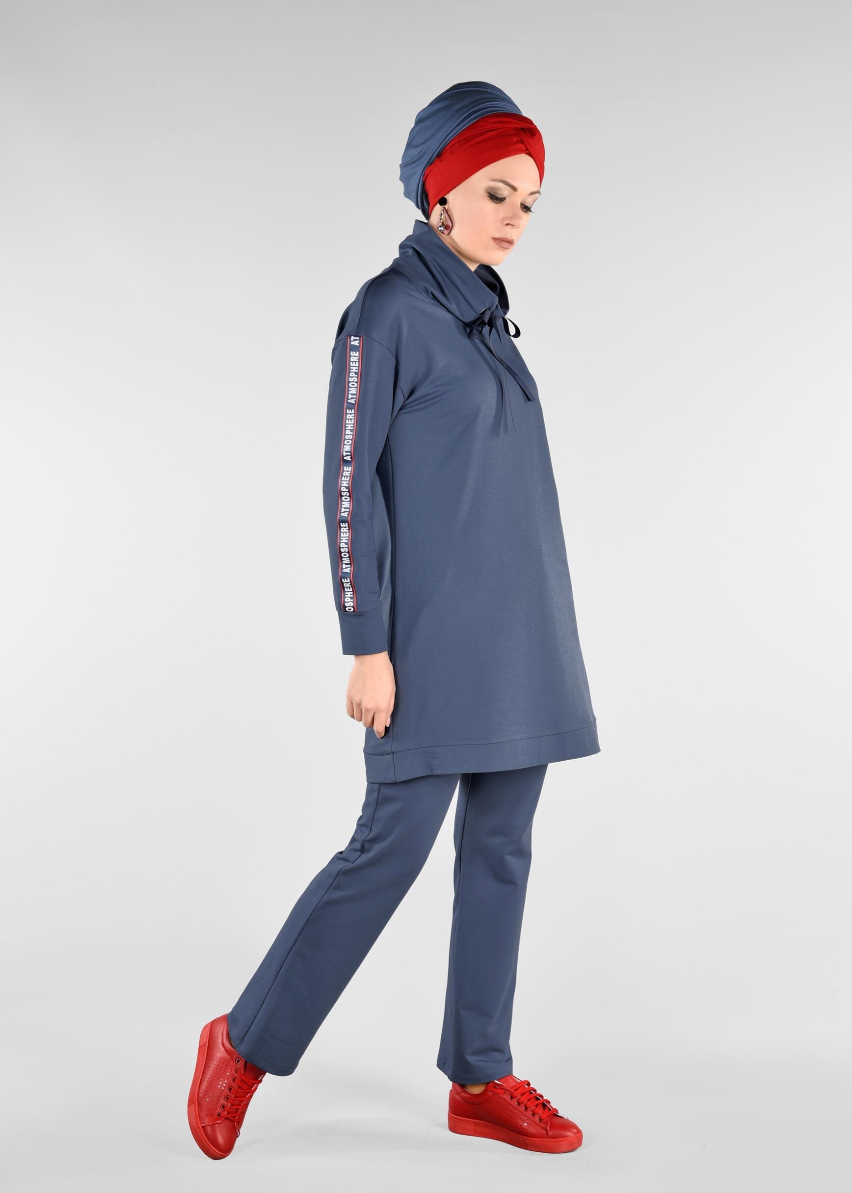 Tesettür giyim LACİVERT KOLLARI ŞERİT DETAYLI 2&prime;Lİ EŞOFMAN TAKIM 4040