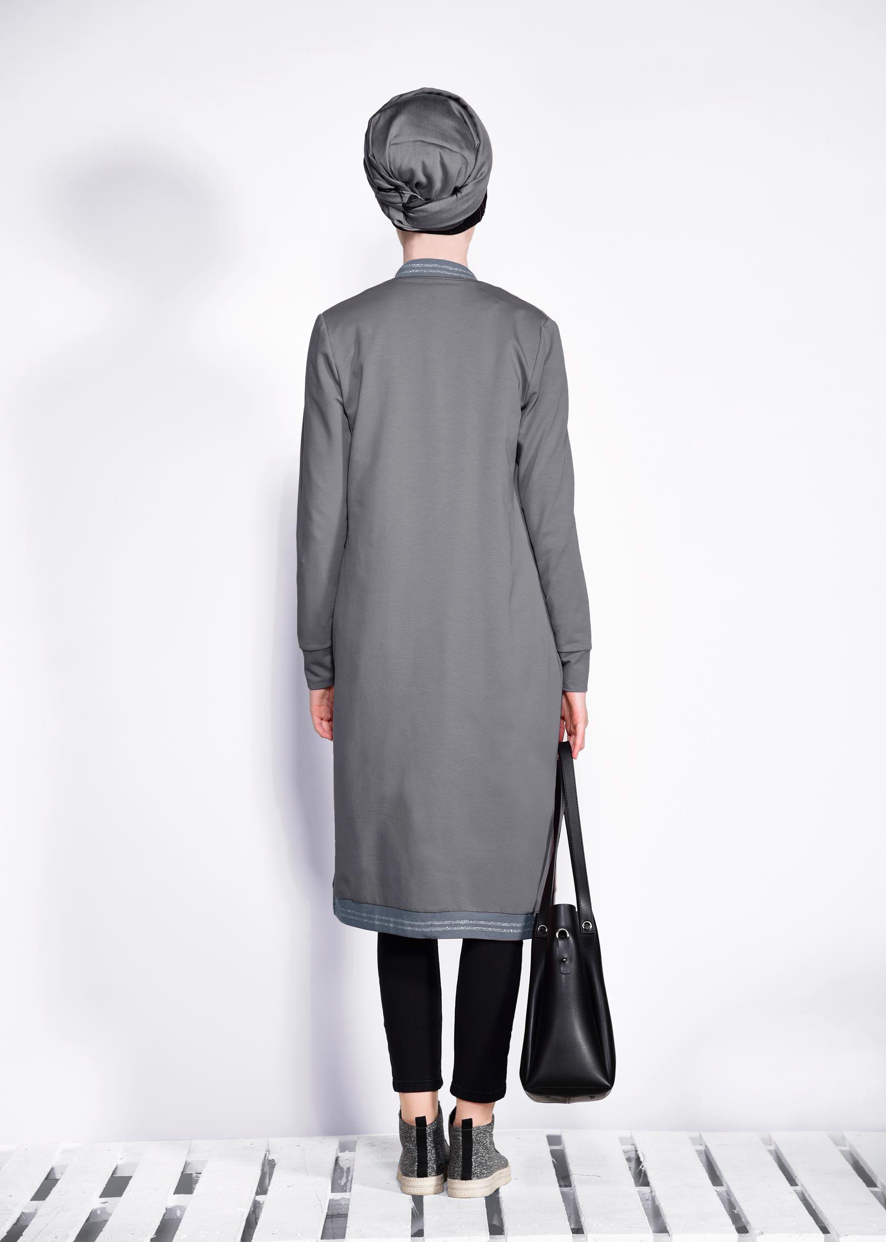 Tesettür giyim GRİ ŞERİT DETAYLI EŞOFMAN TUNİK 4097