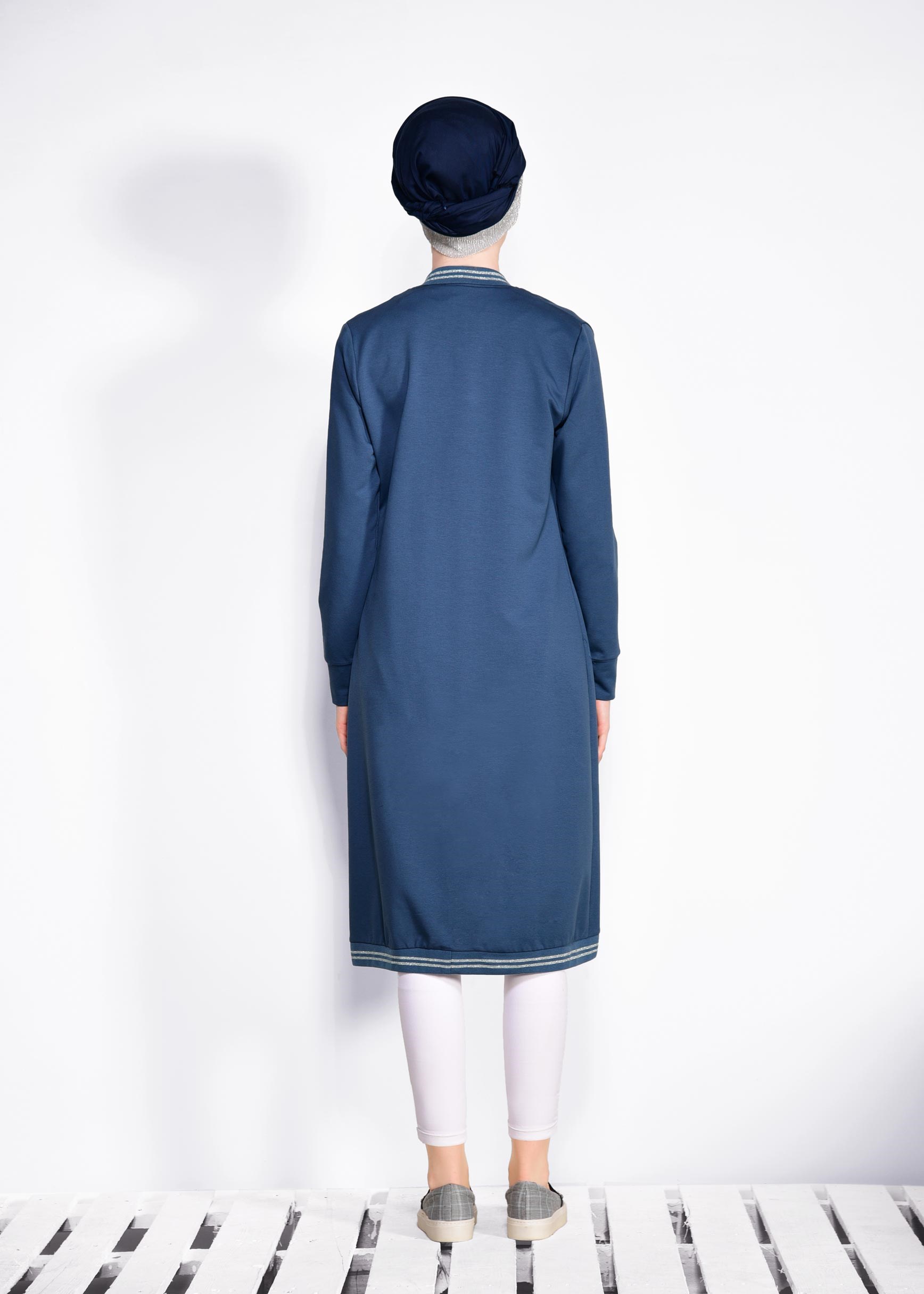 Tesettür giyim LACİVERT ŞERİT DETAYLI EŞOFMAN TUNİK 4097