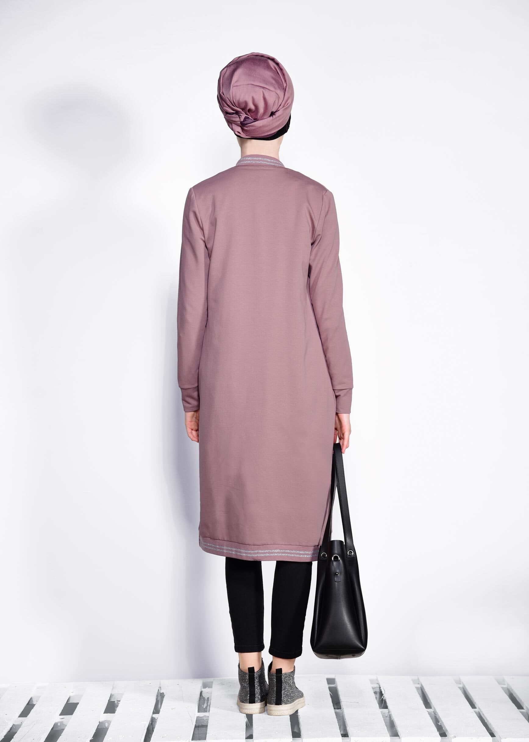 Tesettür giyim PUDRA ŞERİT DETAYLI EŞOFMAN TUNİK 4097