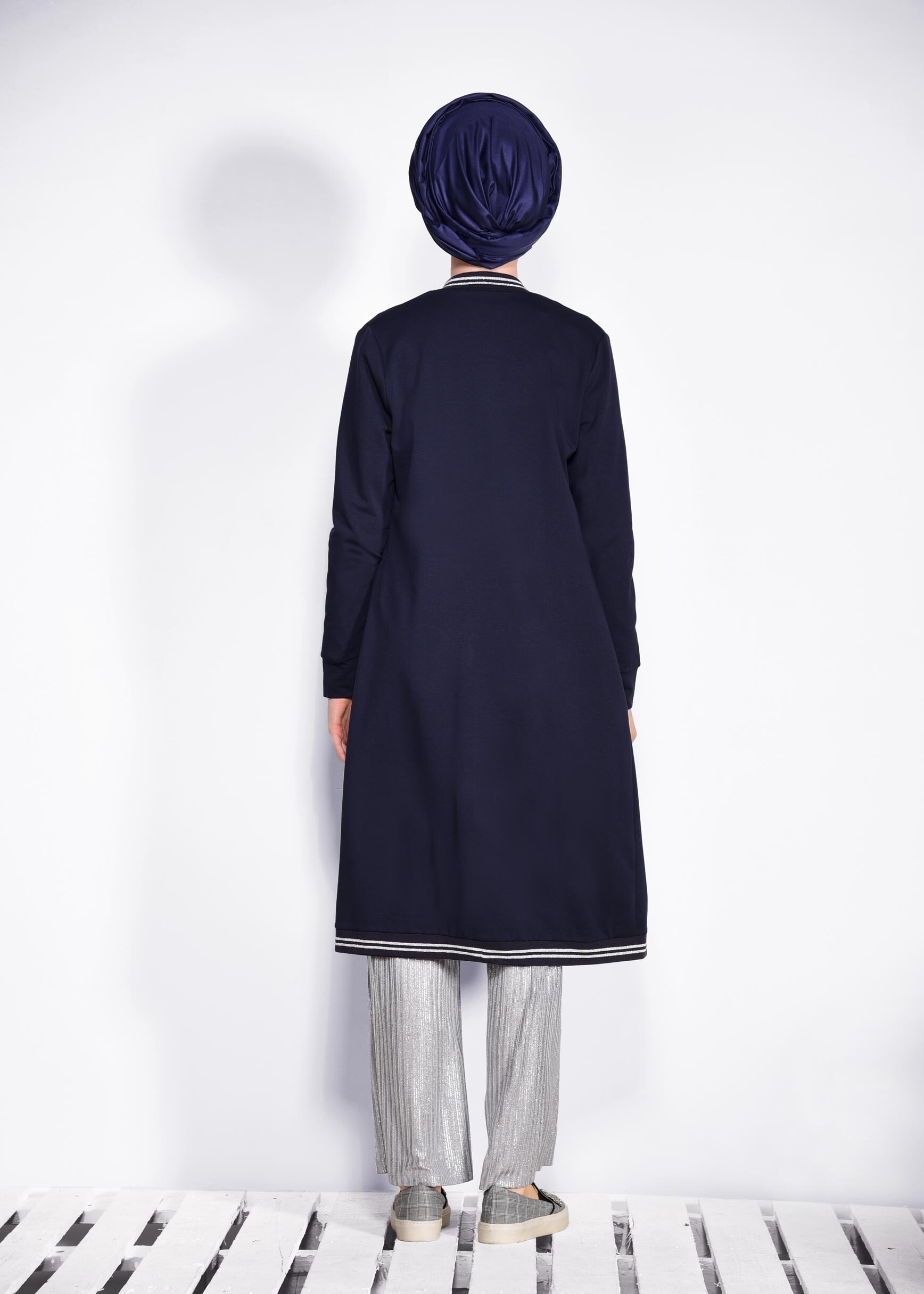 Tesettür giyim LACİVERT ŞERİT DETAYLI EŞOFMAN TUNİK 4097