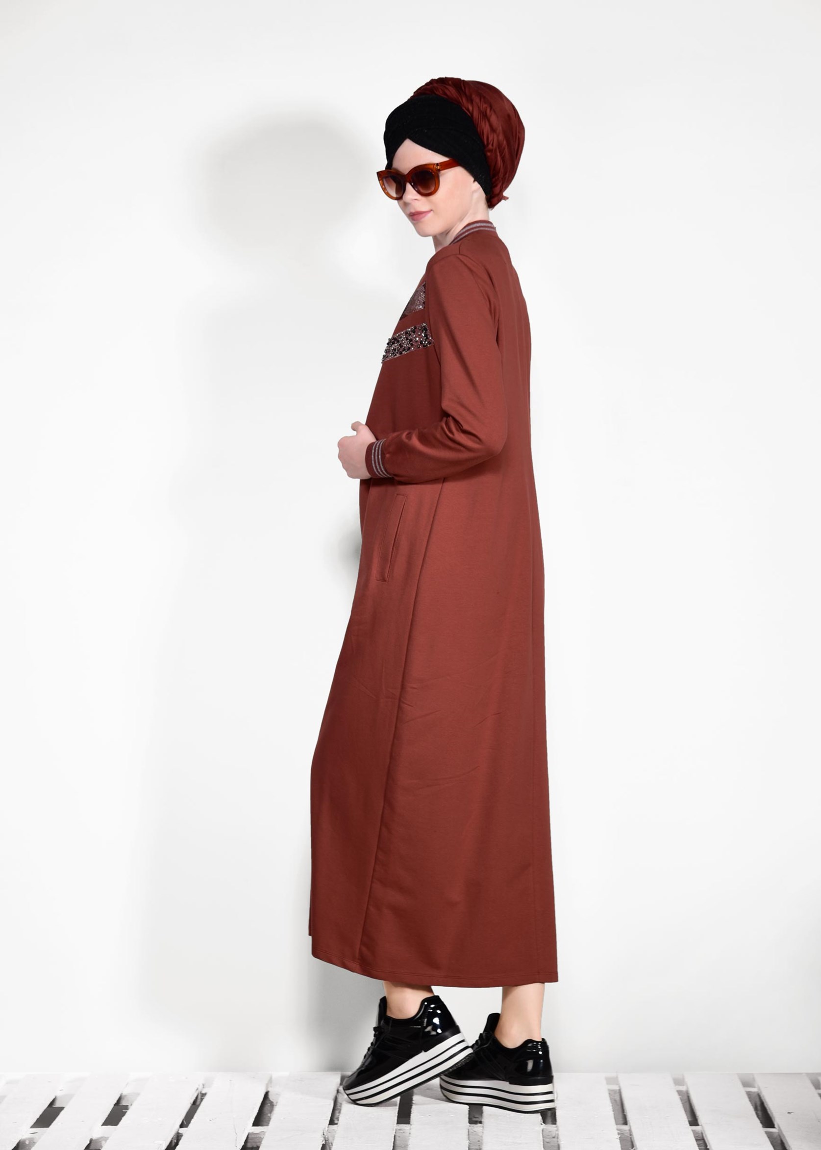 Tesettür giyim BORDO BONCUK İŞLEMELİ EŞOFMAN TUNİK 4098