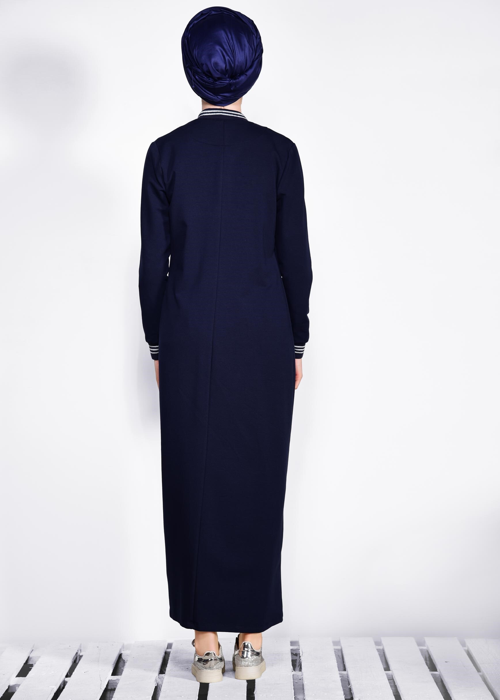 Tesettür giyim LACİVERT BONCUK İŞLEMELİ EŞOFMAN TUNİK 4098